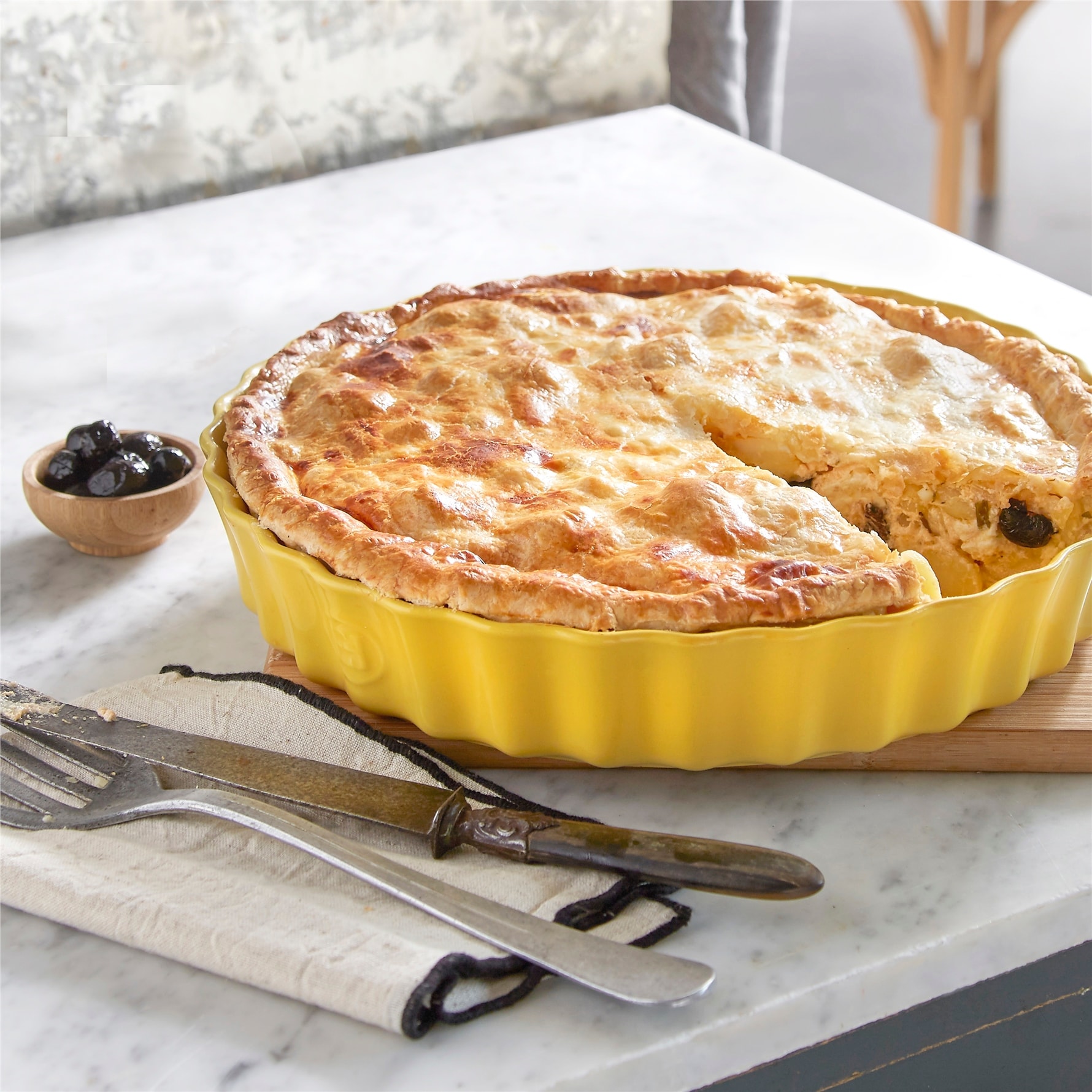 Emile Henry Tart-Börek-Fırın Kabı Yuvarlak 32 cm Kırmızı/Burgundy -(EH906032) 0 image
