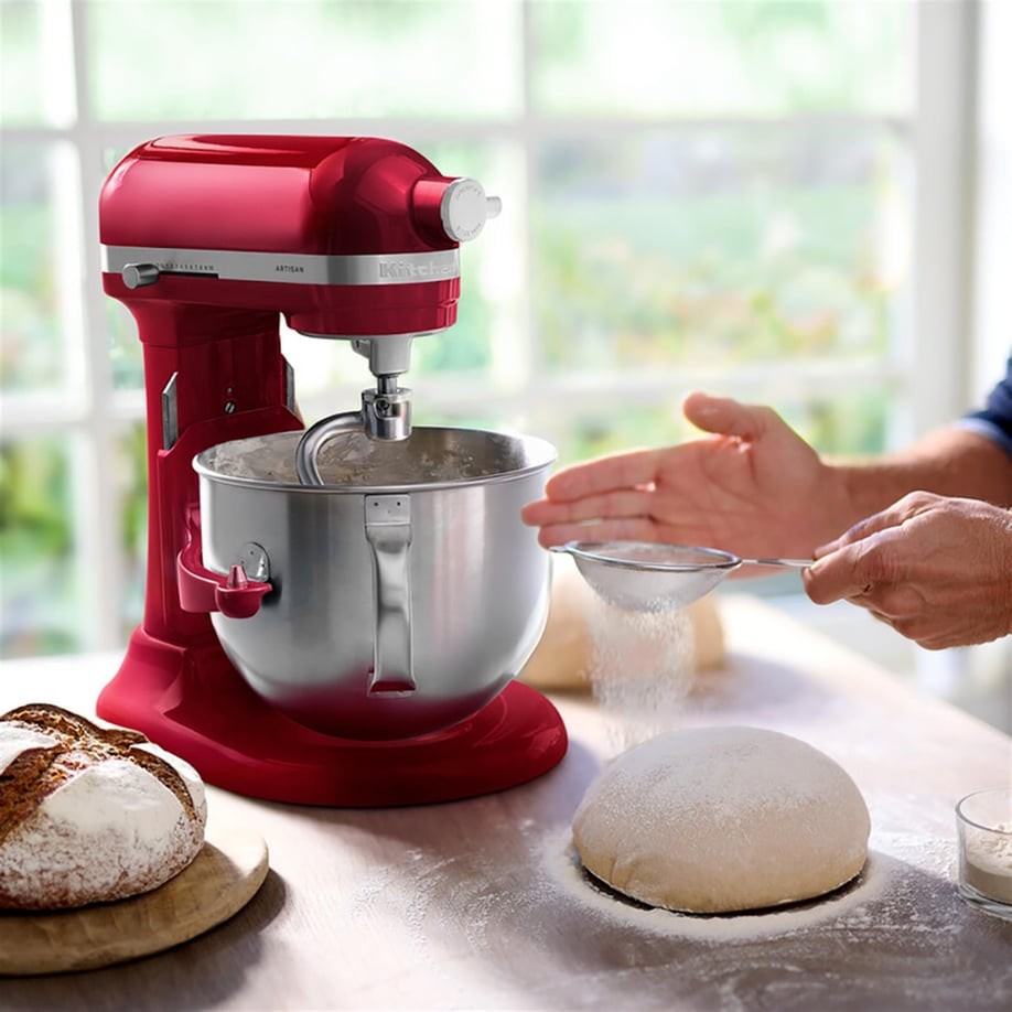 KitchenAid Artisan 6,6 L Kaldırılabilir Kaseli Stand Mikser - 5KSM70SHX (5KSM70SHXECA)+Aksesuar Hediyeli 0 image