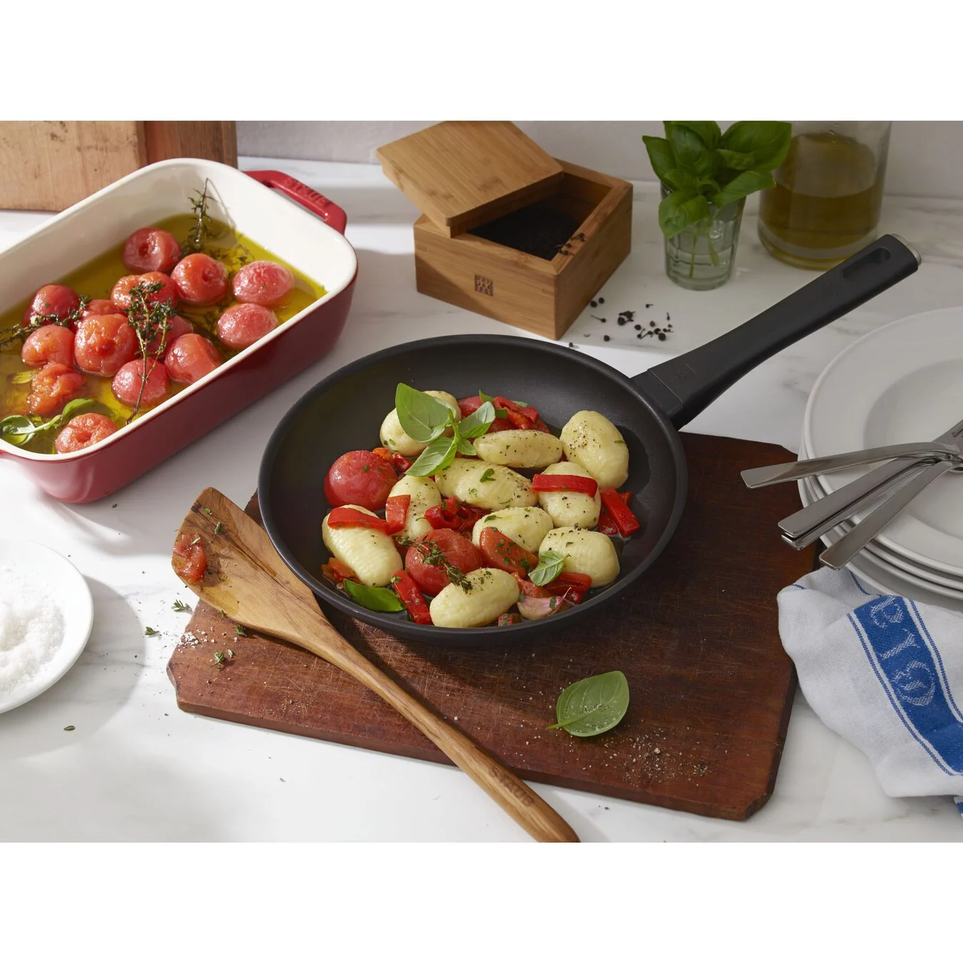 ZWILLING MADURA PLUS KIZARTMA TAVASI | ALÜMİNYUM | 24 CM 0 image