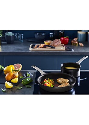 TEFAL Titanyum 6X Excellence İndüksiyon Tabanlı Tava - 28 cm 0 image