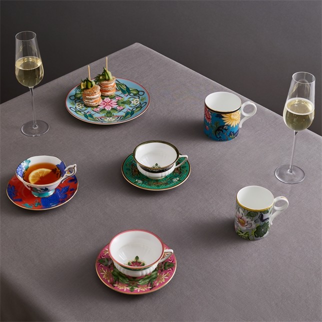 WEDGWOOD Wonderlust Emerald Forest Çay Fincanı ve Tabağı 1057270 0 image