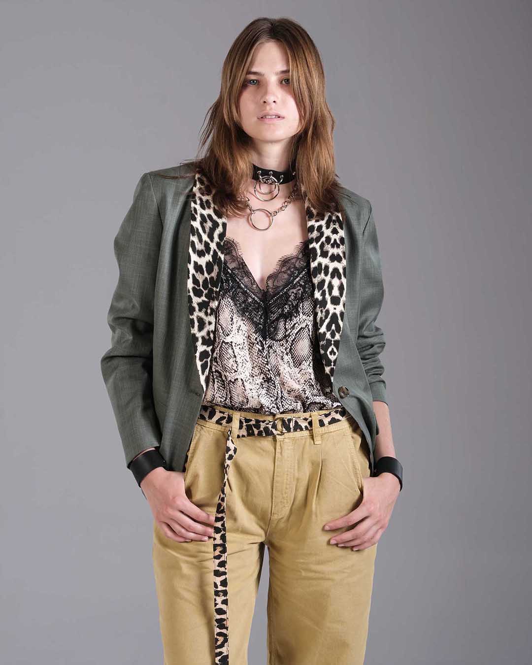 LEOPAR DESEN YAKA DETAYLI KADIN BLAZER CEKET