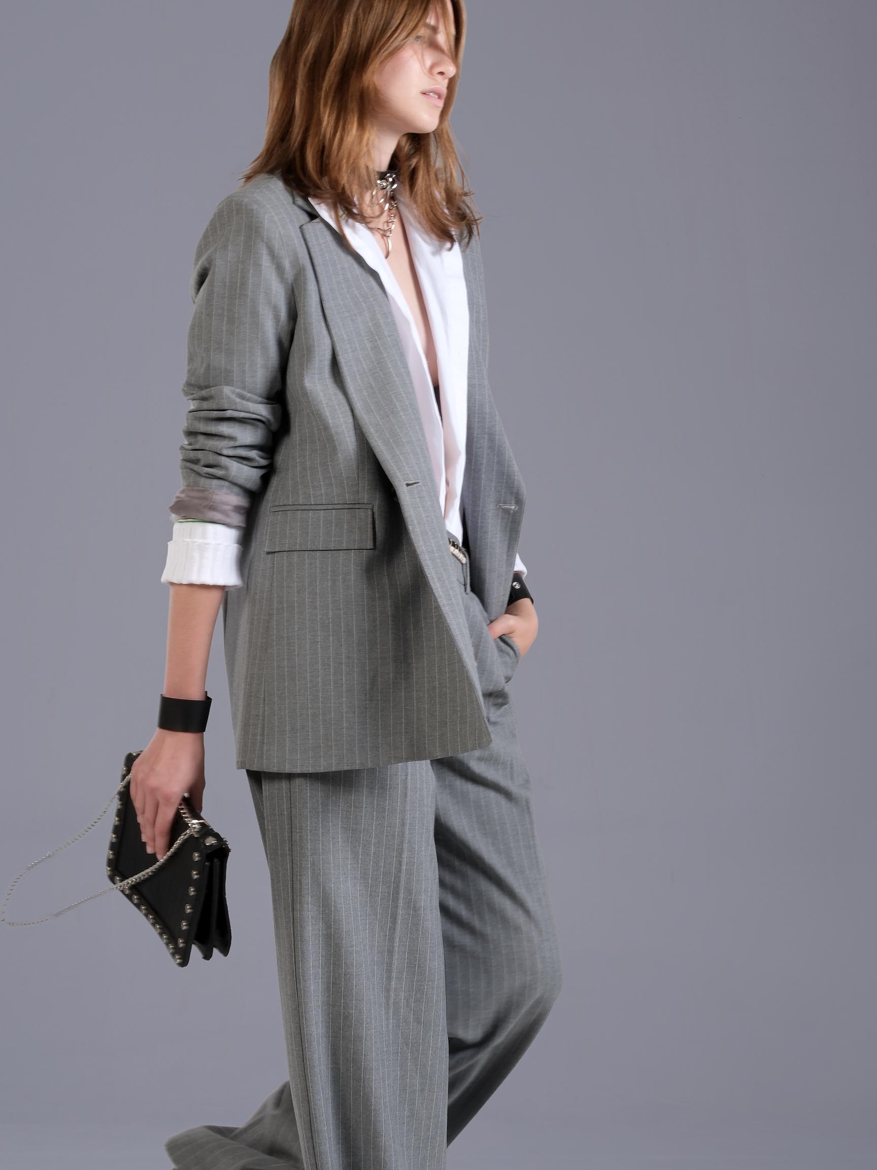 KRUVAZE  TEK DÜĞME ÇİZGİLİ KADIN CEKET