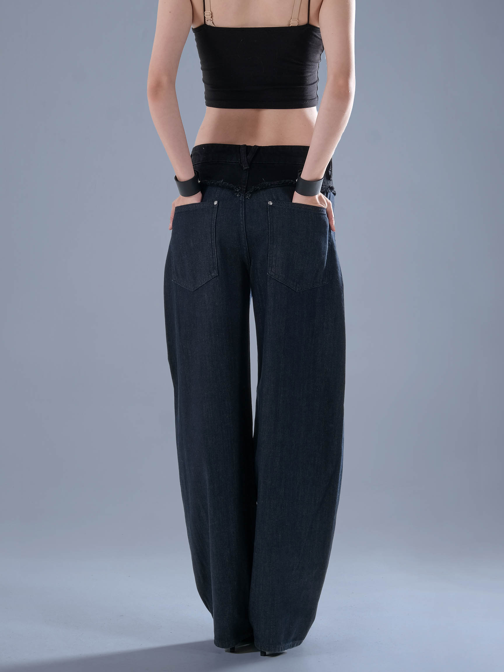 WAIST DETAIL BARREL DENIM PANT