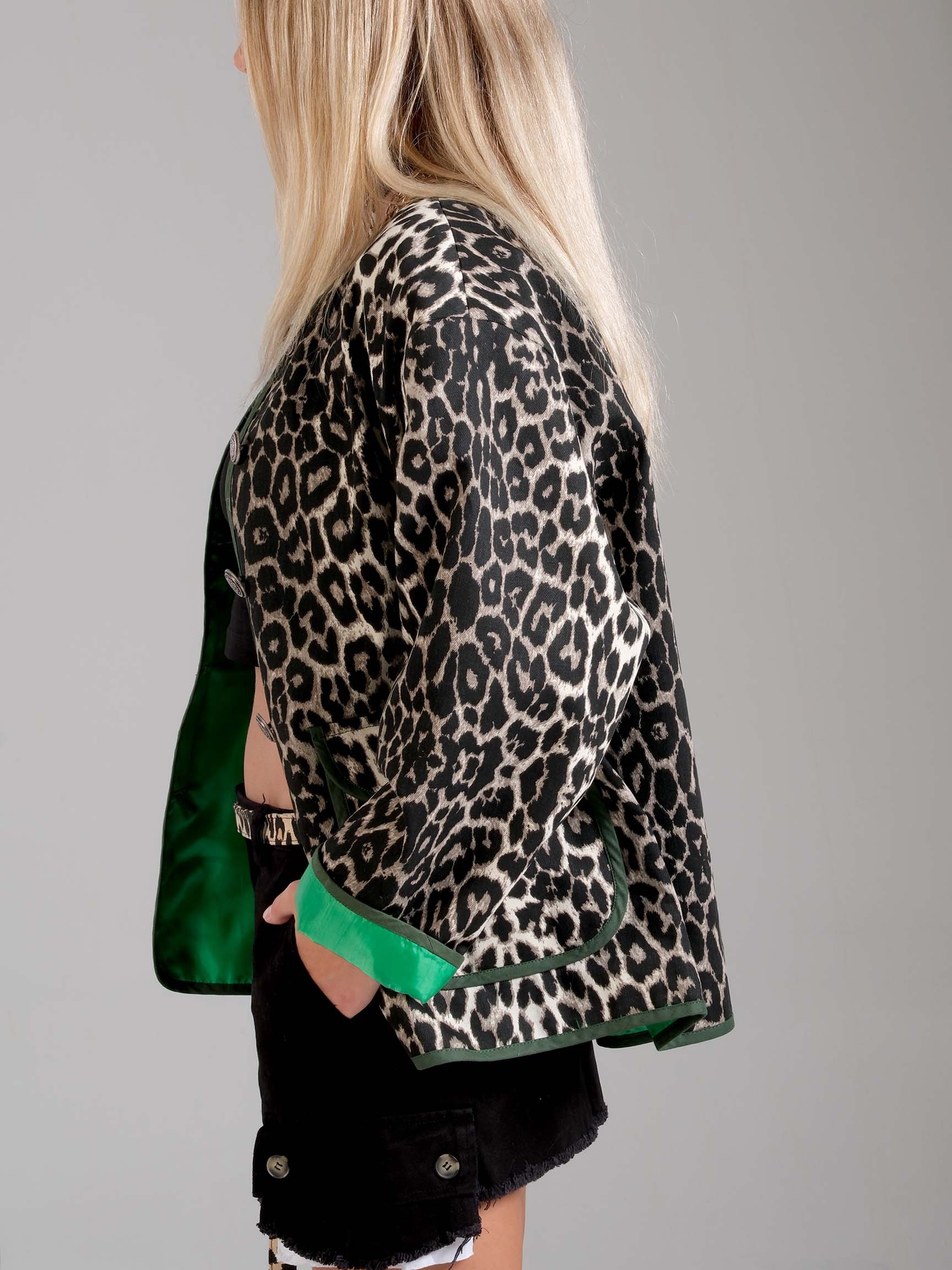 LEOPAR DESEN KADIN CEKET