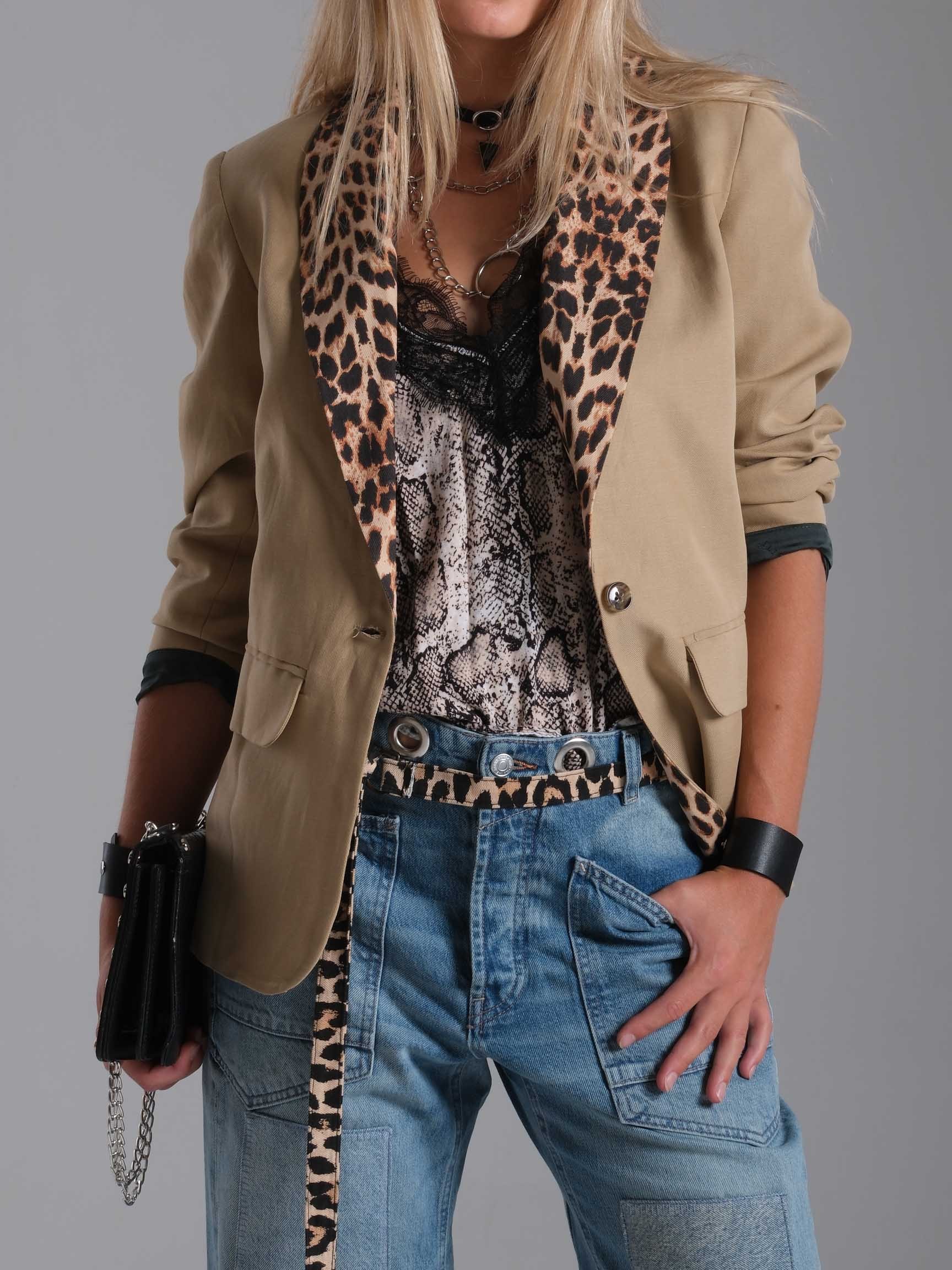 LEOPAR DESEN YAKA DETAYLI KADIN BLAZER CEKET