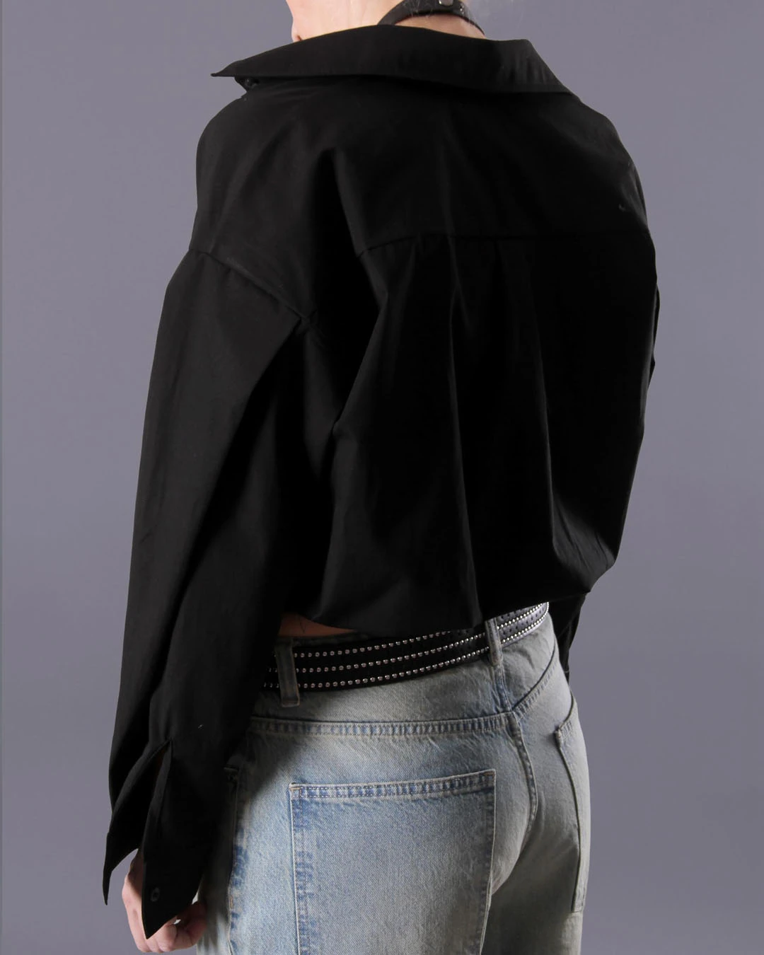 CROSSOVER BUBBLE CROP GÖMLEK