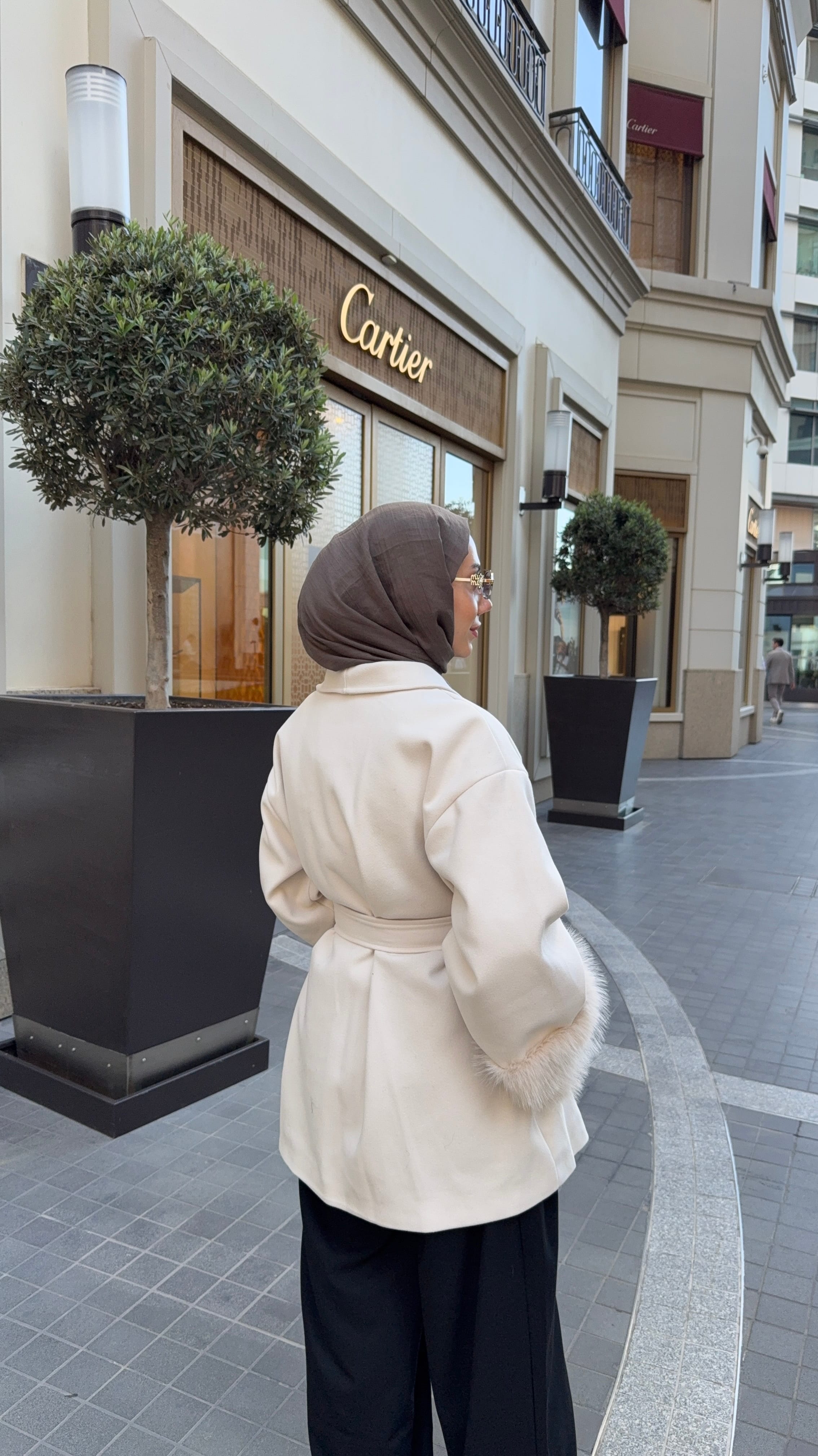 Vanessa Kürklü Kaban - Taş