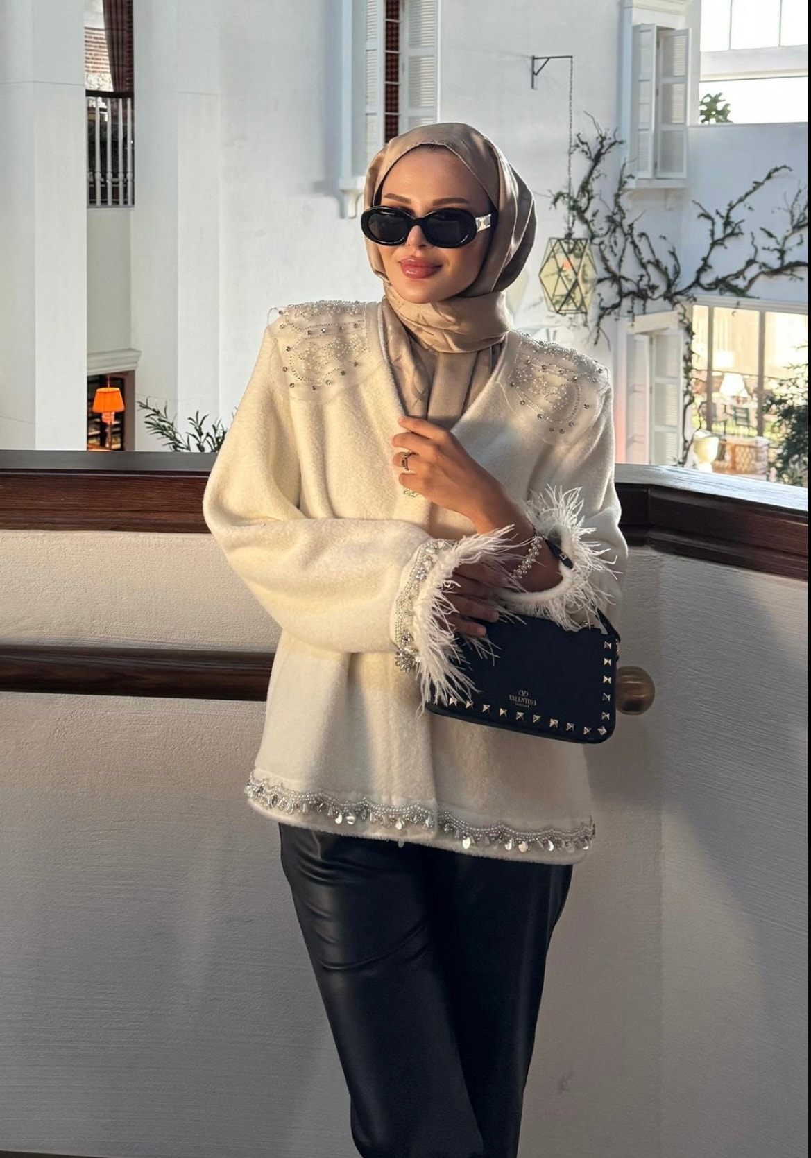 Taş Detaylı Foxie Ceket - Beyaz