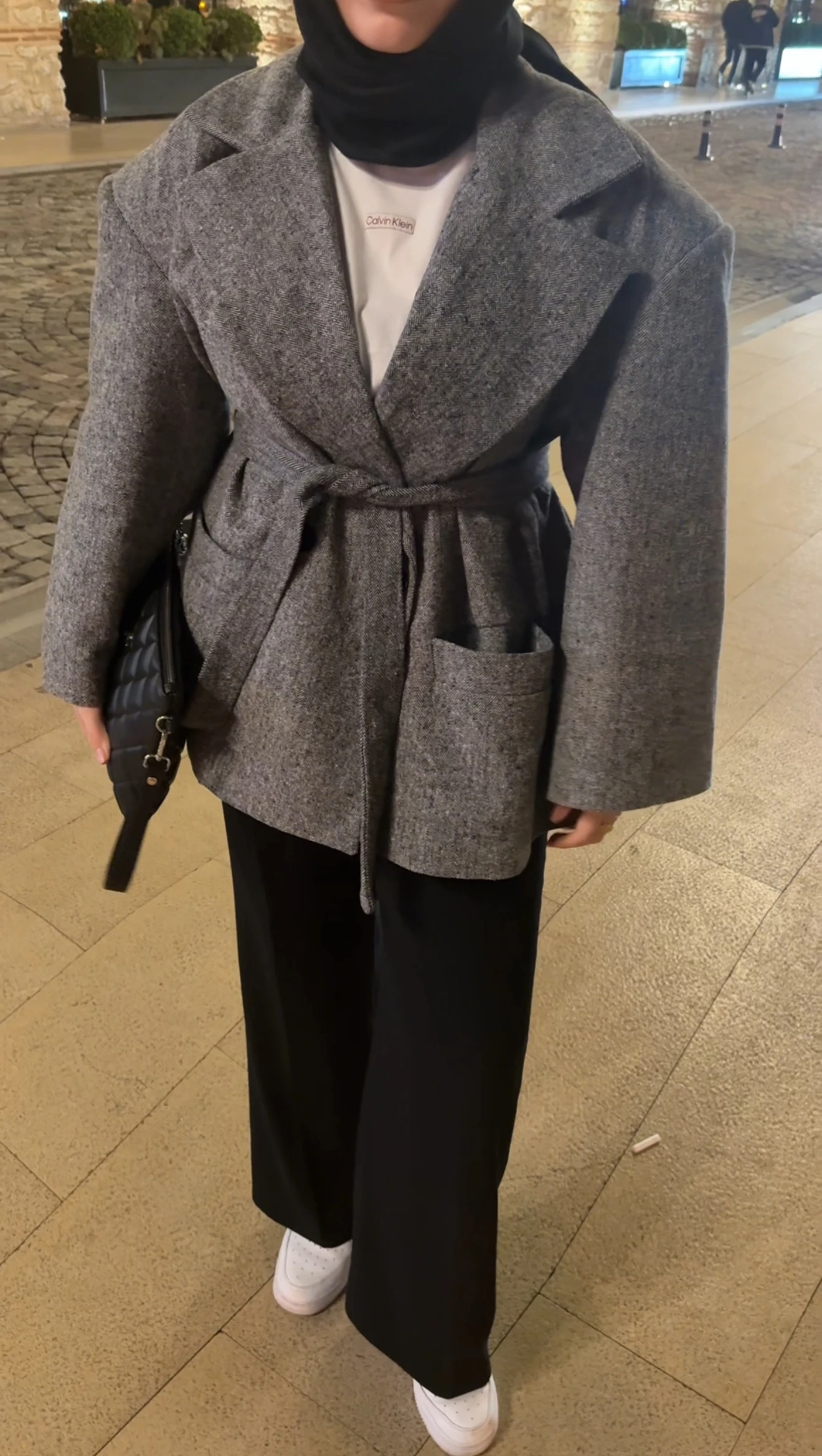 Geniş Kollu Kaşe Kaban - Gri