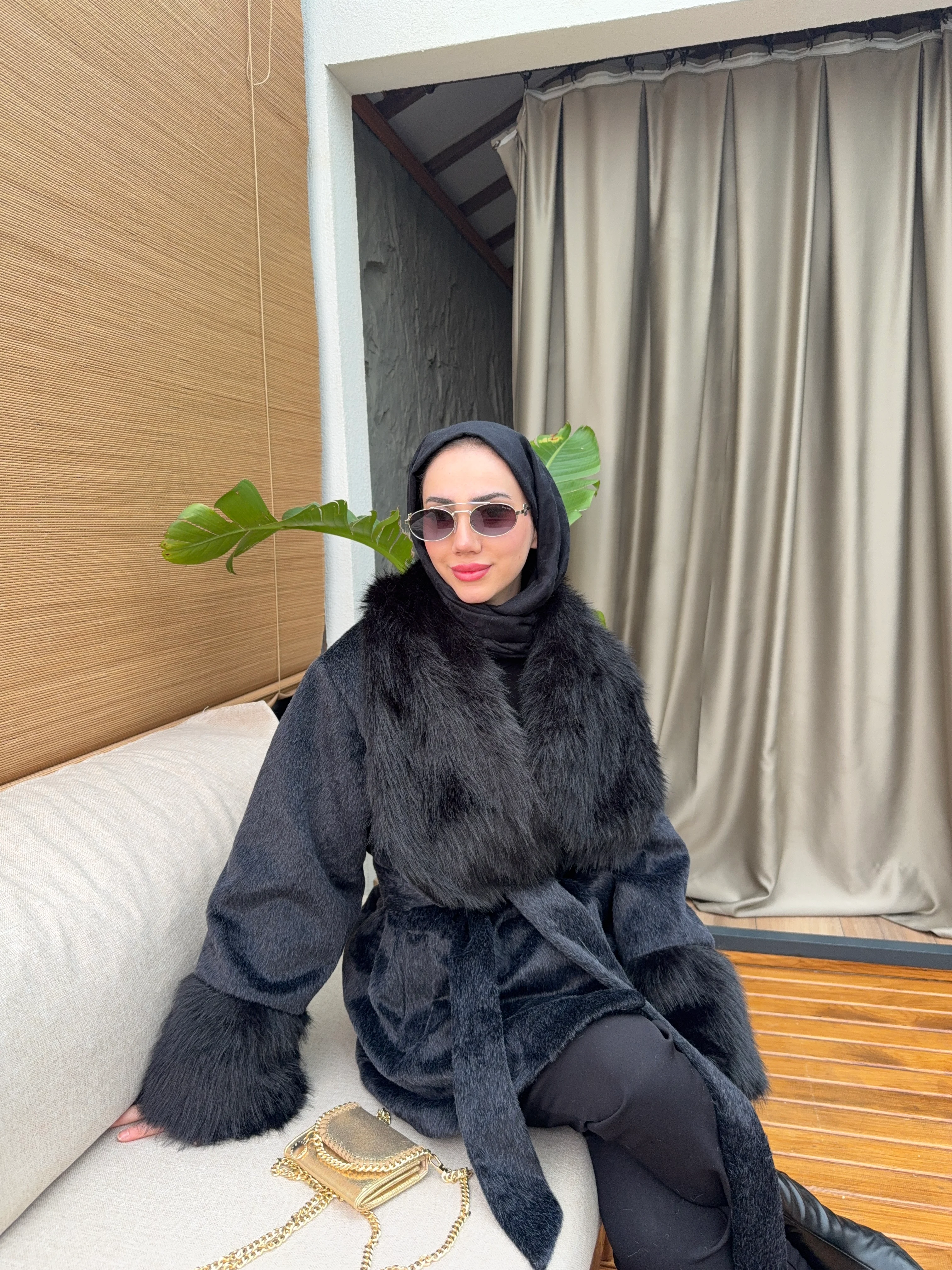 İthal Kürklü Kaban - Siyah