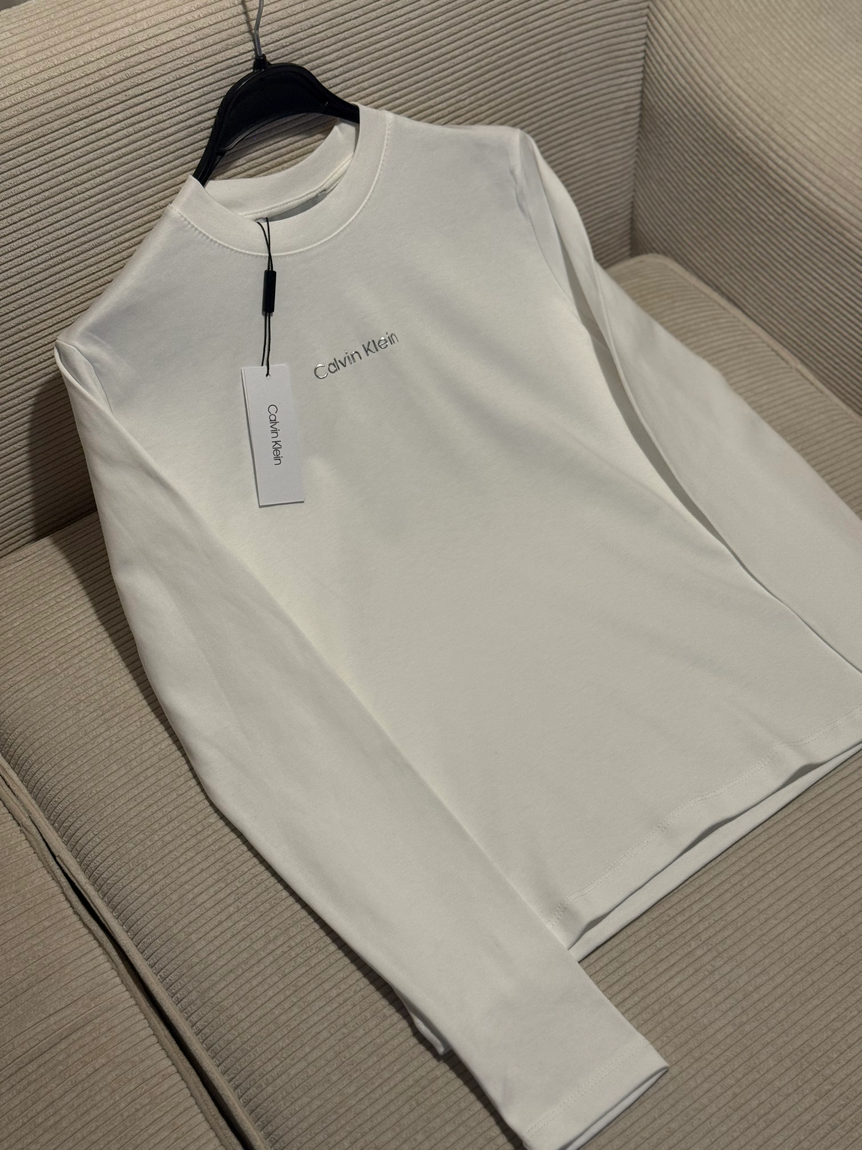 Kabartmalı Logo Sweatshirt