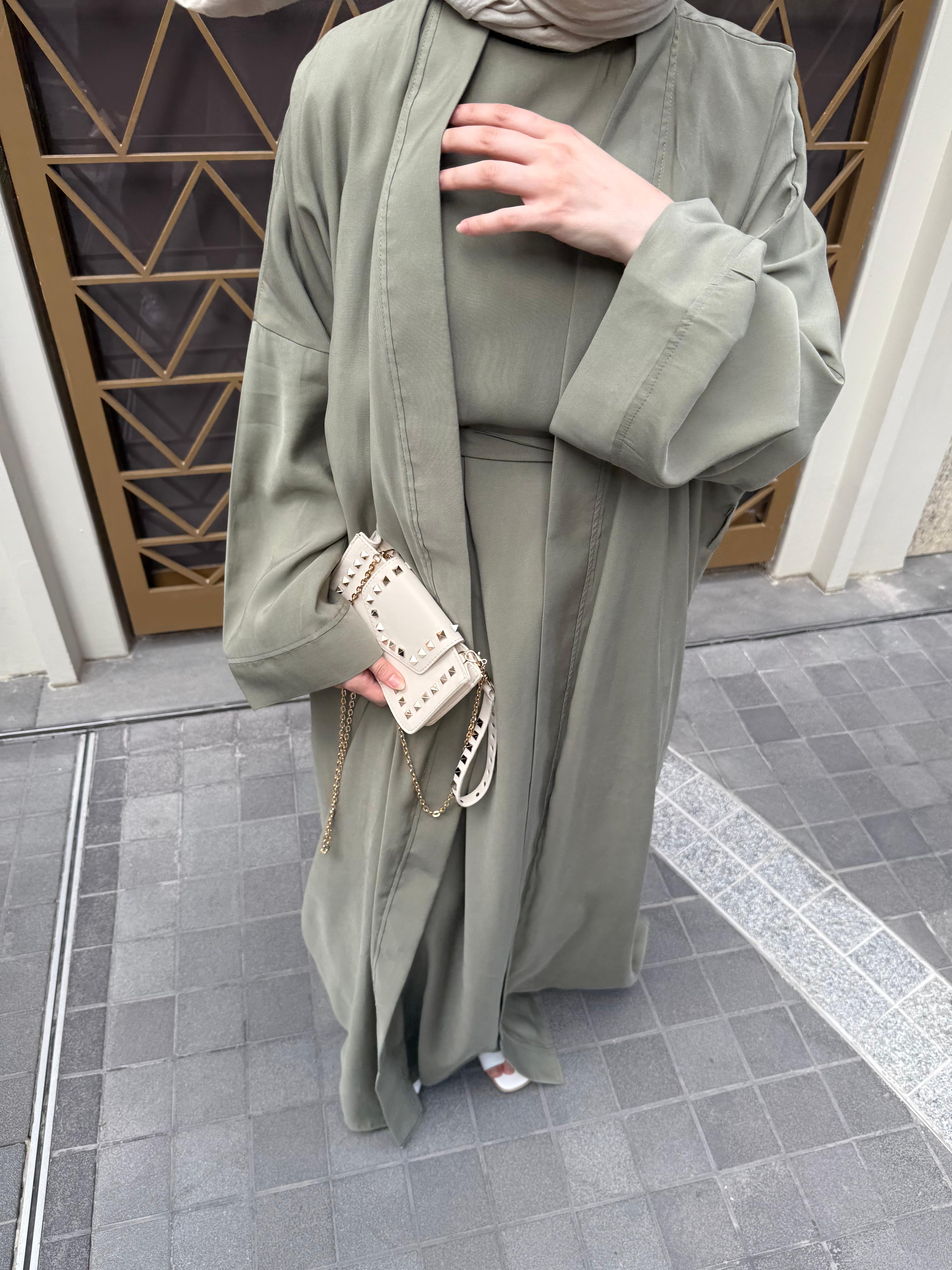 Qupra Abaya 