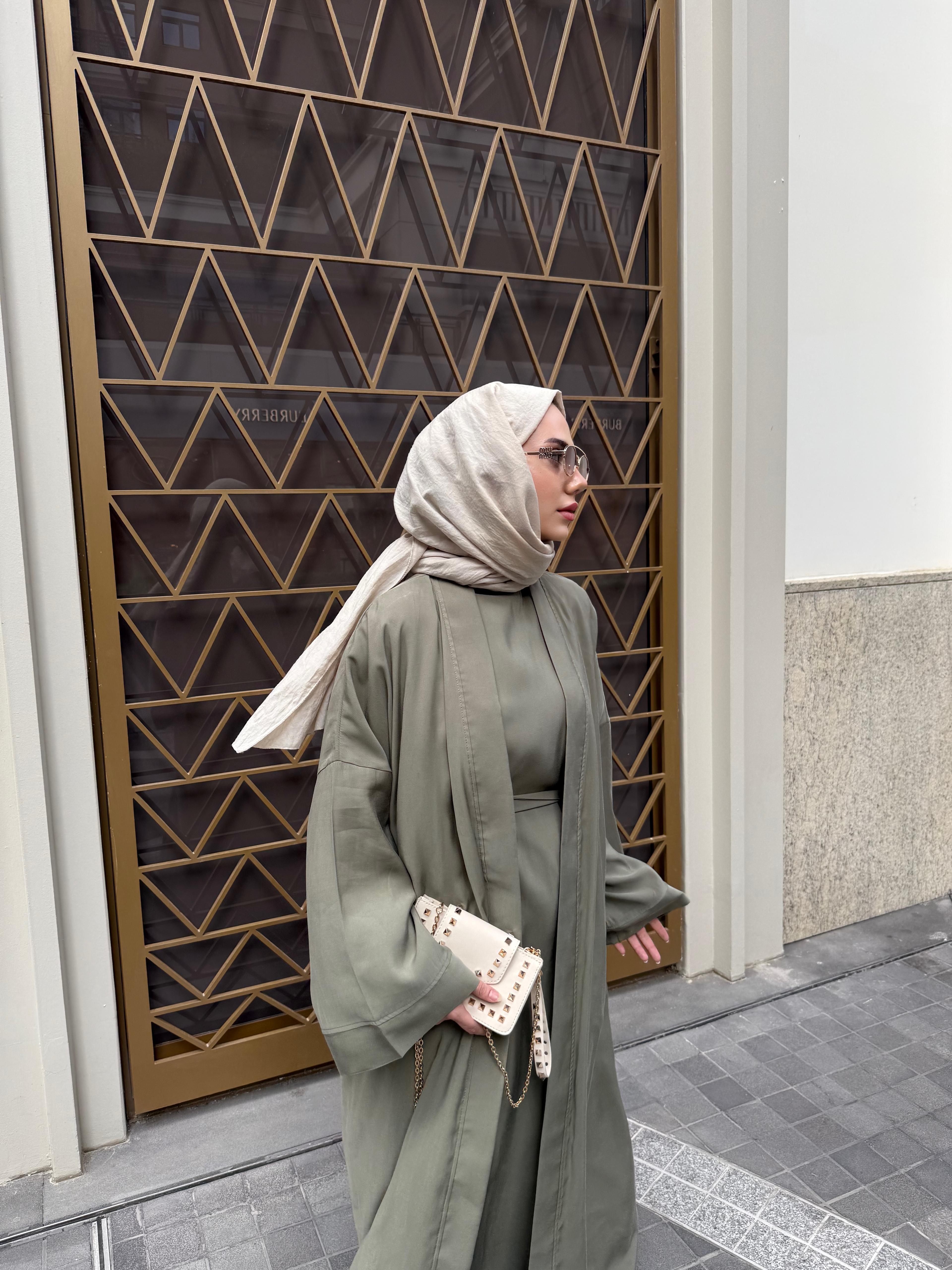 Qupra Abaya 