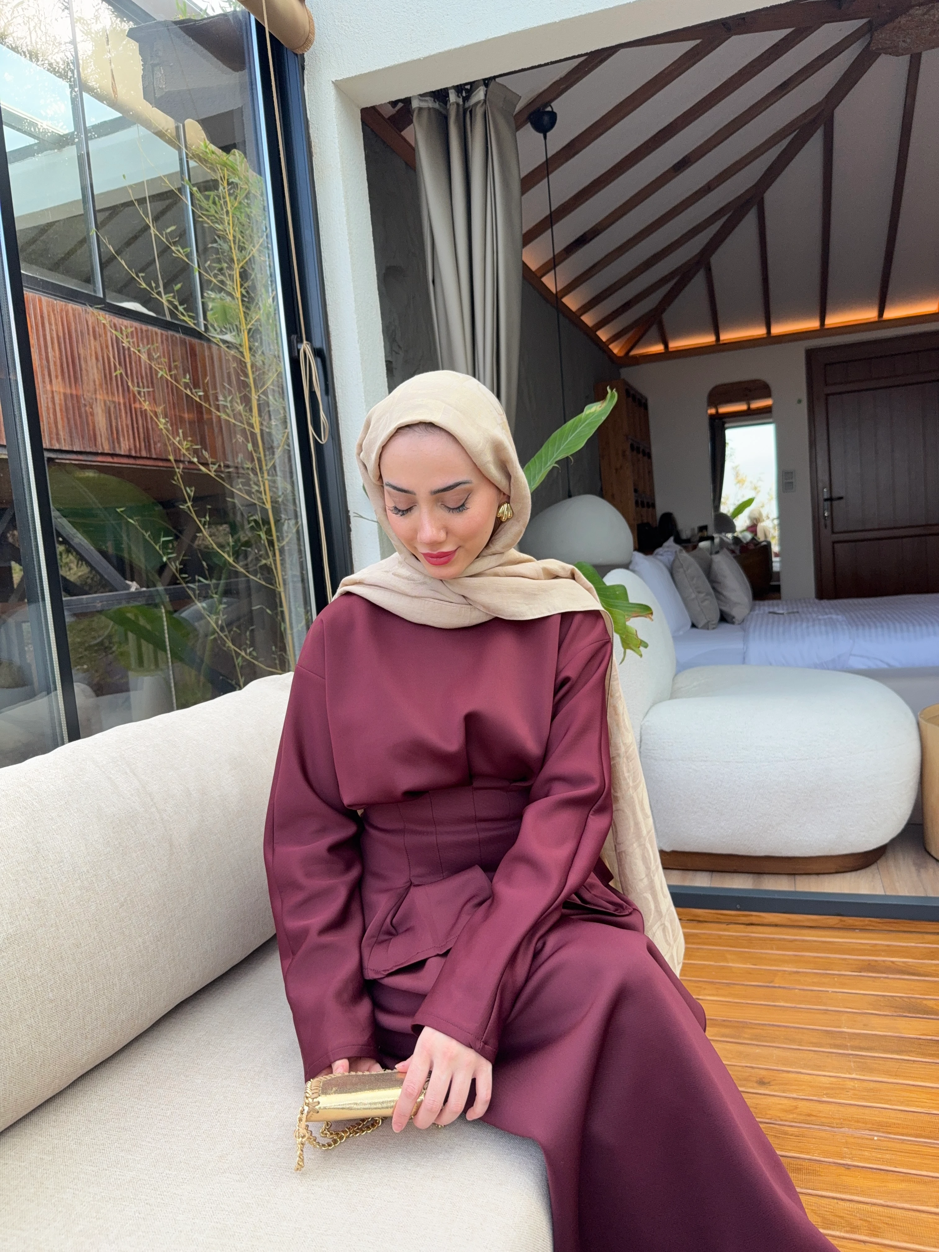 Belden Piliseli Etekli Takım - bordo