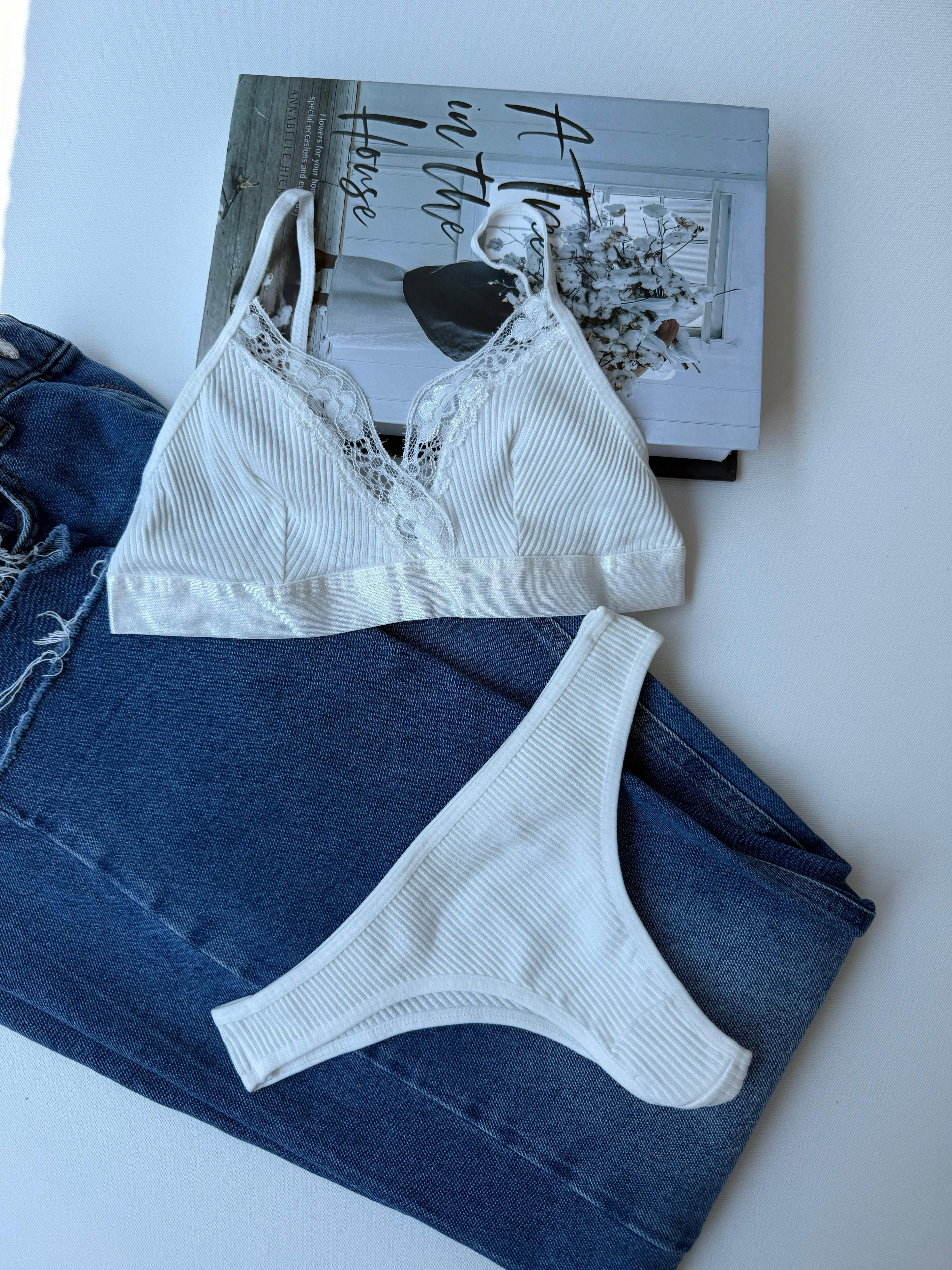 Fitilli Nefes Alabilen Kumaşlı Bralet Takım - Beyaz