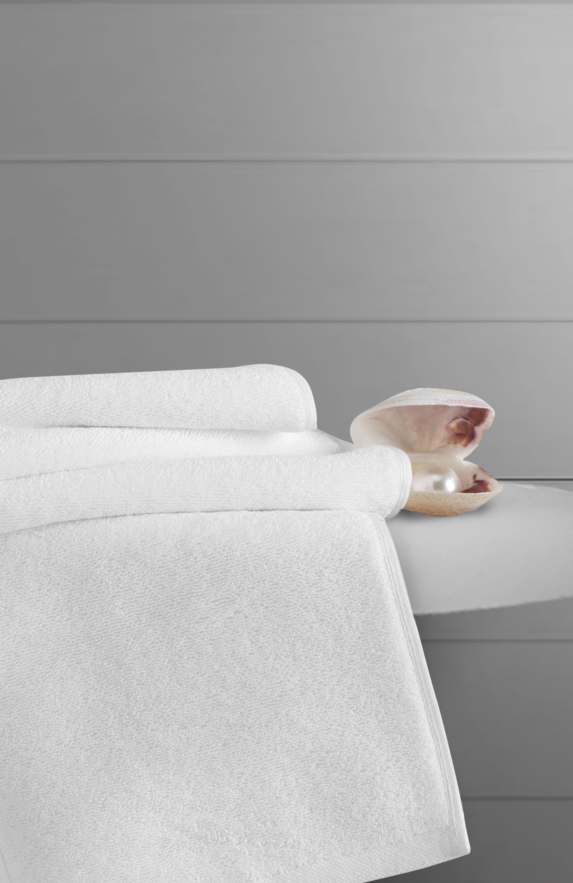 Fabrikalite Pearl Face and Hand Towel