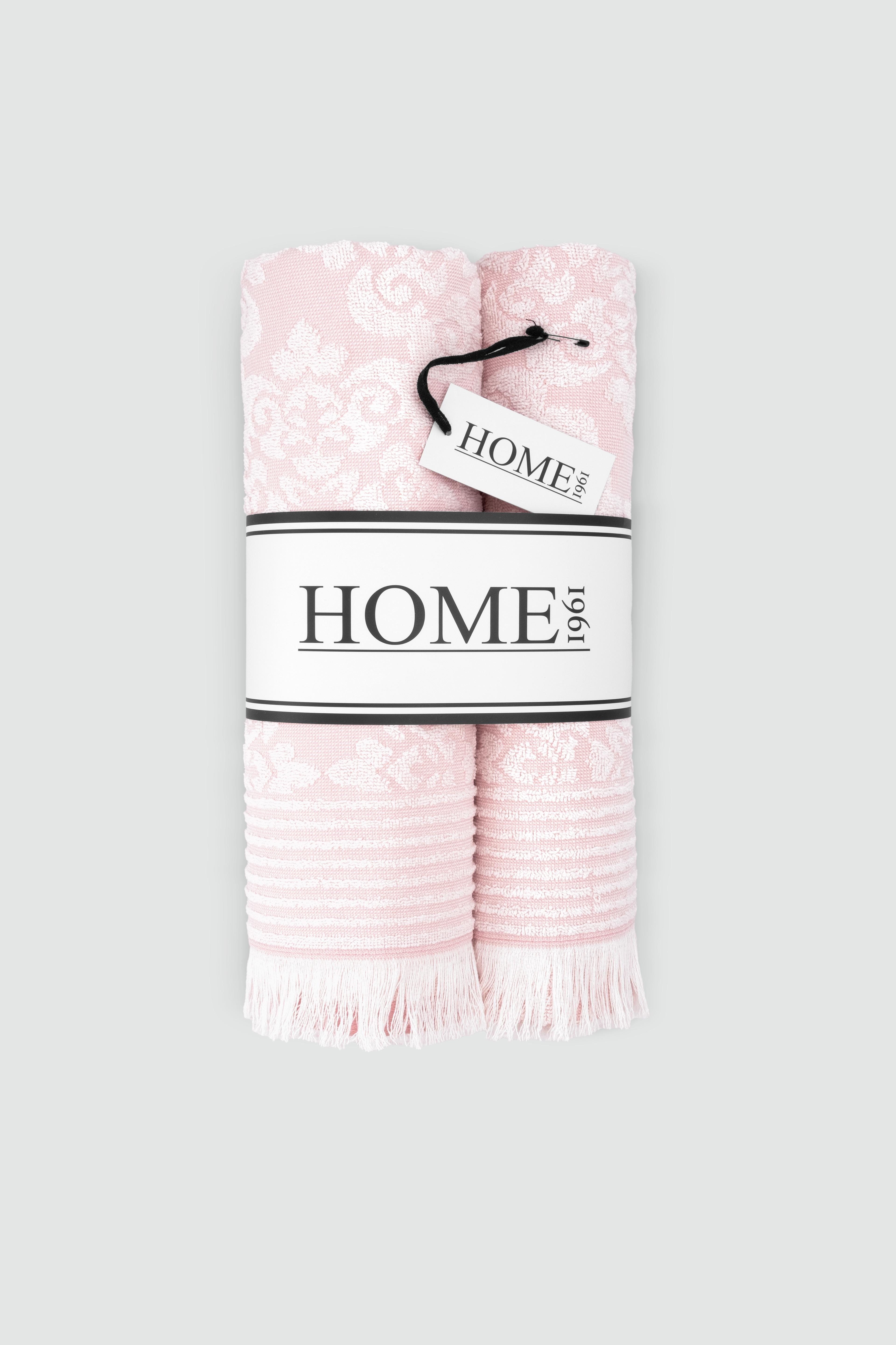 Set 16- Chapel Hand and Bath Towel Set