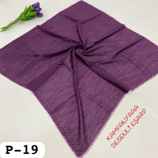 P-19 Kampanya Desenli Eşarp