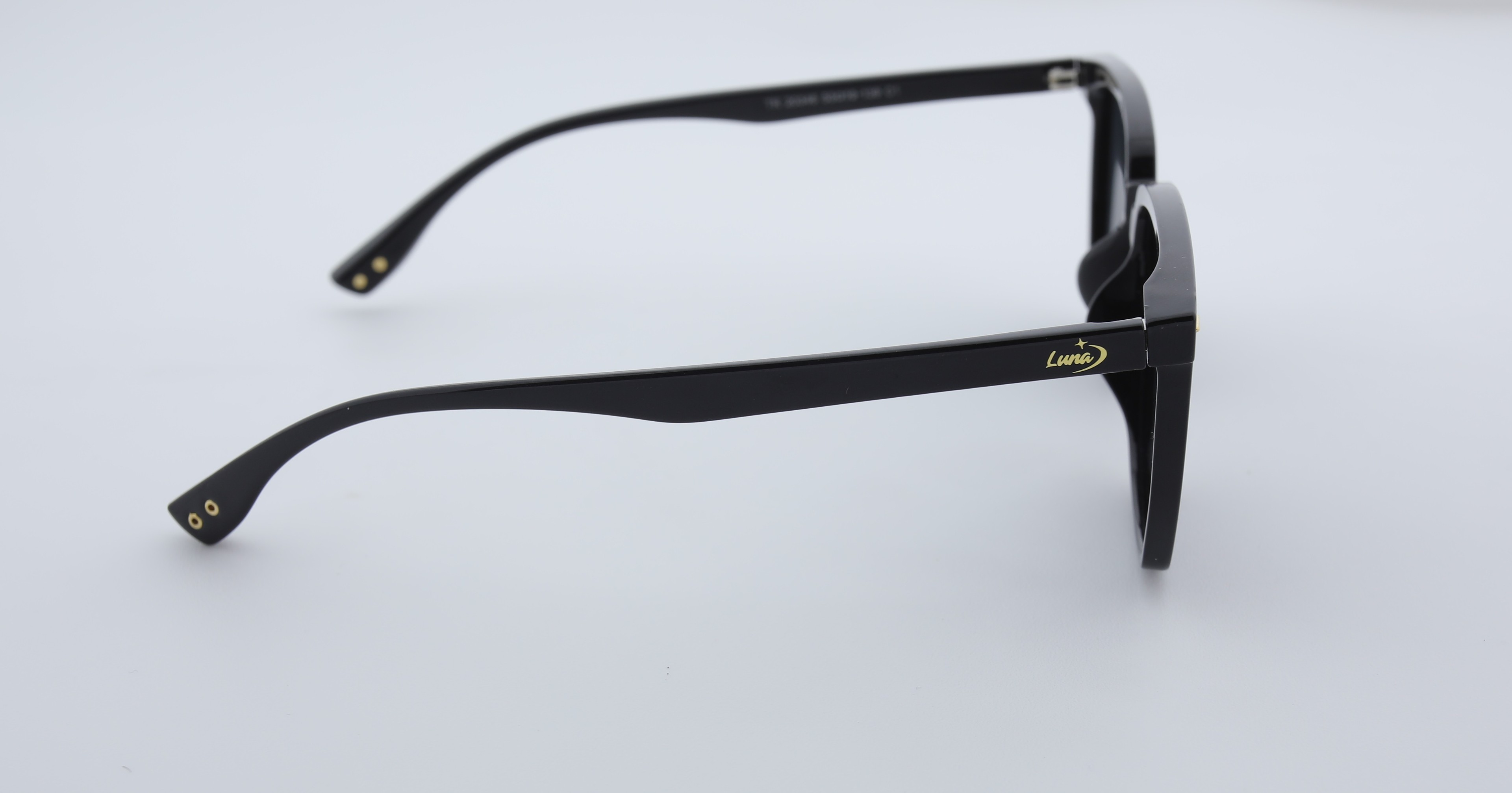 Uzayy Eyewear Luna Classic – Unisex Güneş Gözlüğü | Siyah TR90 UV400