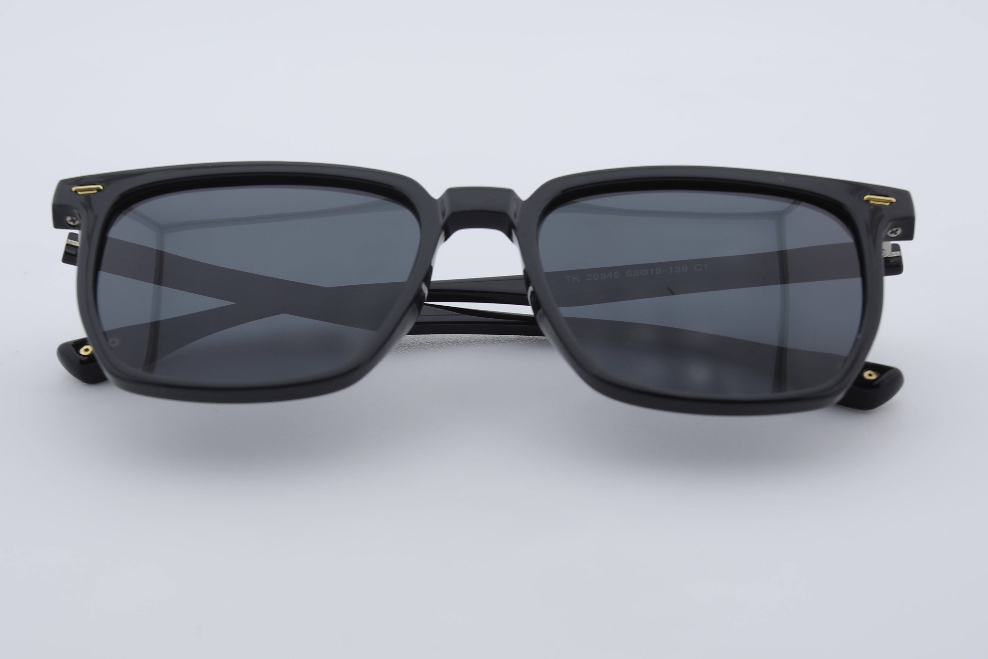 Uzayy Eyewear Luna Classic – Unisex Güneş Gözlüğü | Siyah TR90 UV400