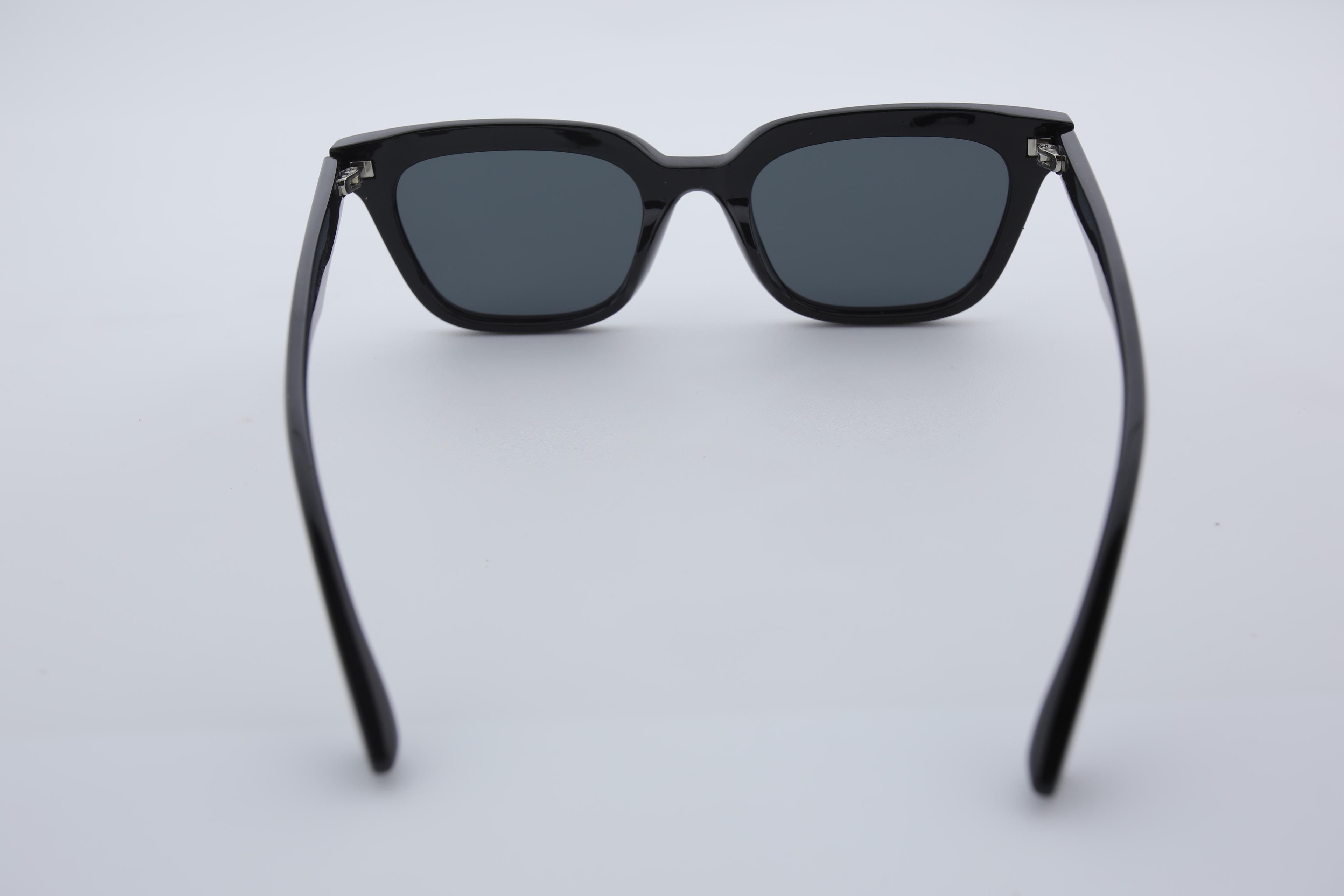 Uzayy Eyewear Luna Noire – Kadın Güneş Gözlüğü | Siyah TR90 UV400