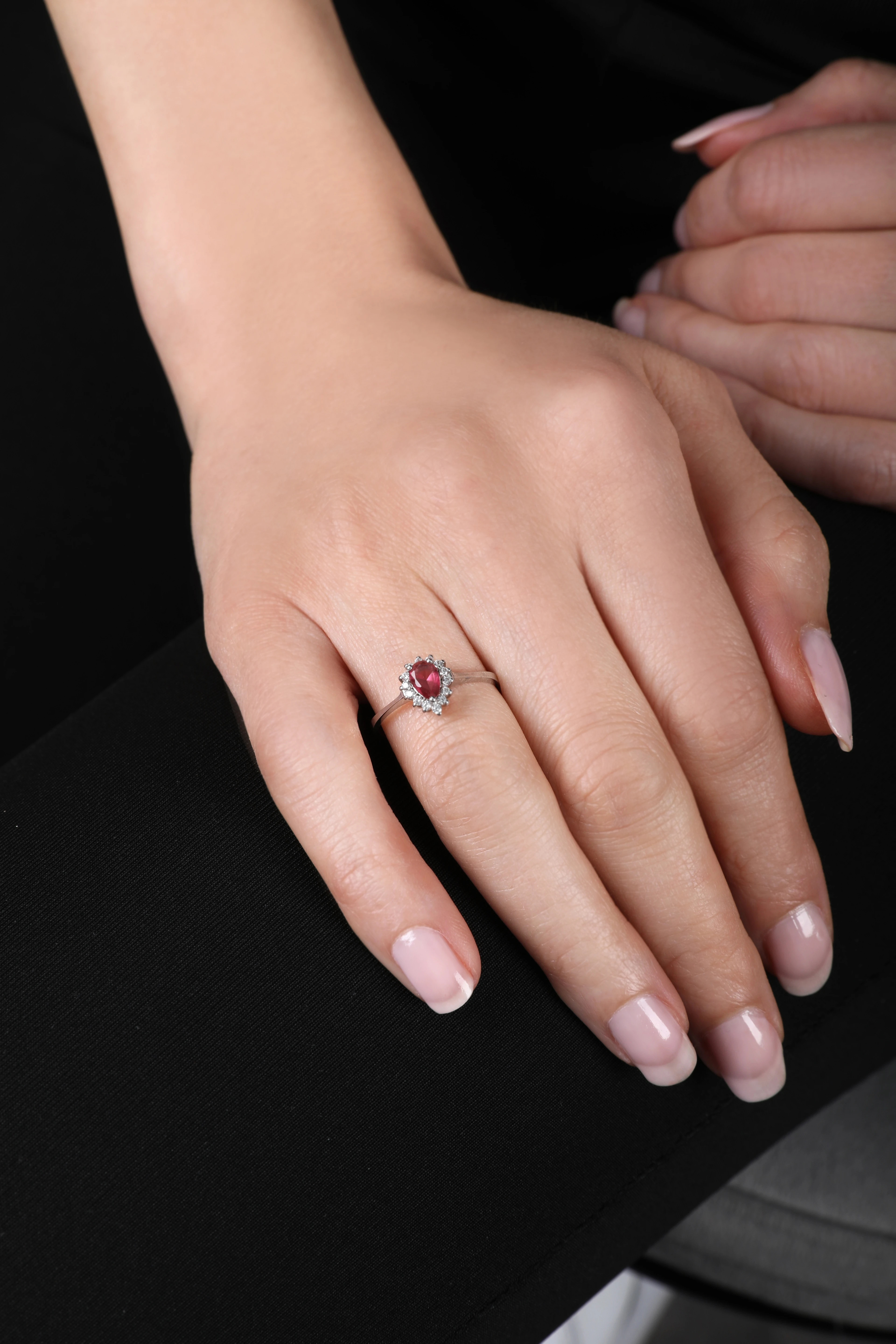 Pembe Morganit Taşlı Yüzük 