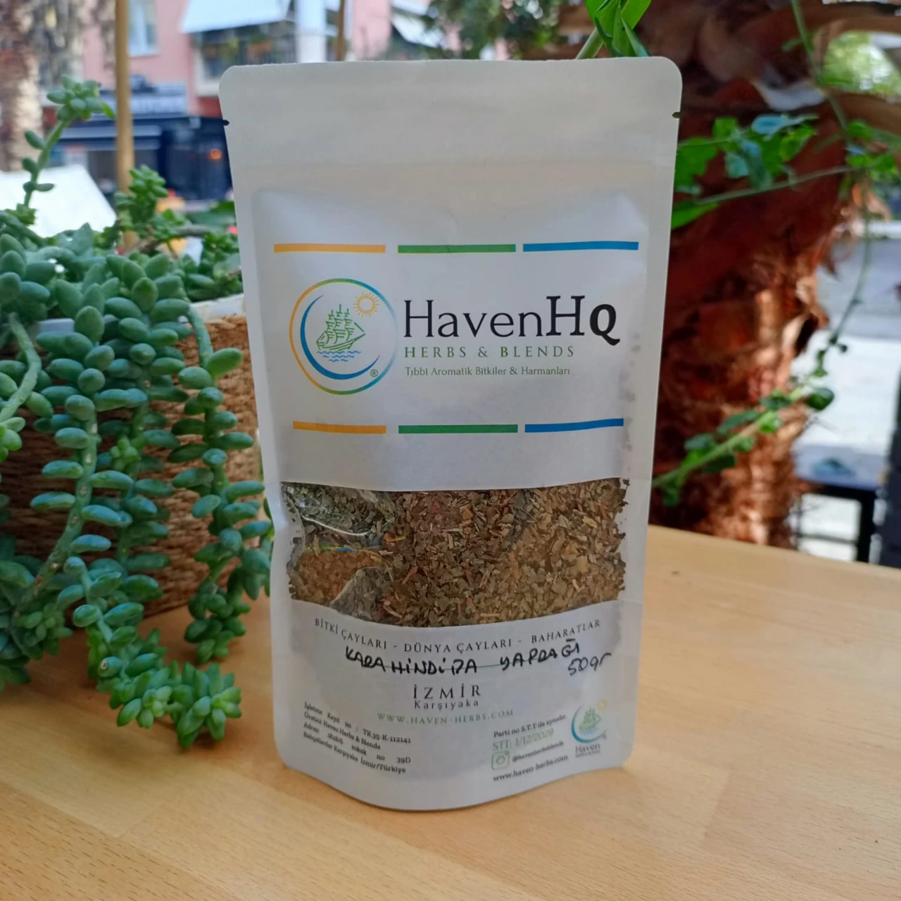 Karahindiba Yaprağı