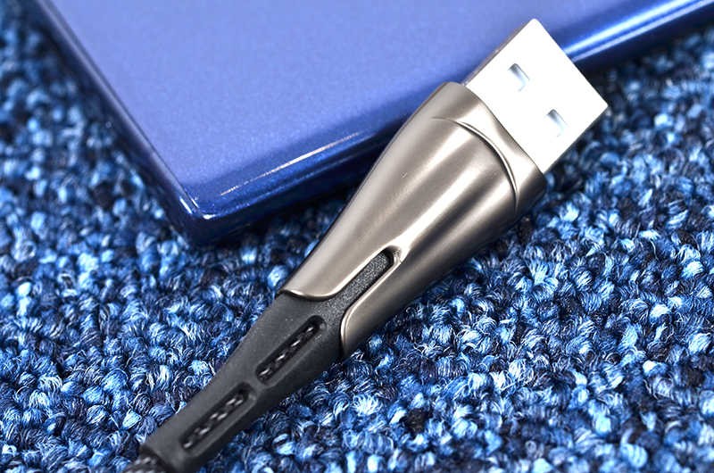 Zore Lightning Focus USB Cable