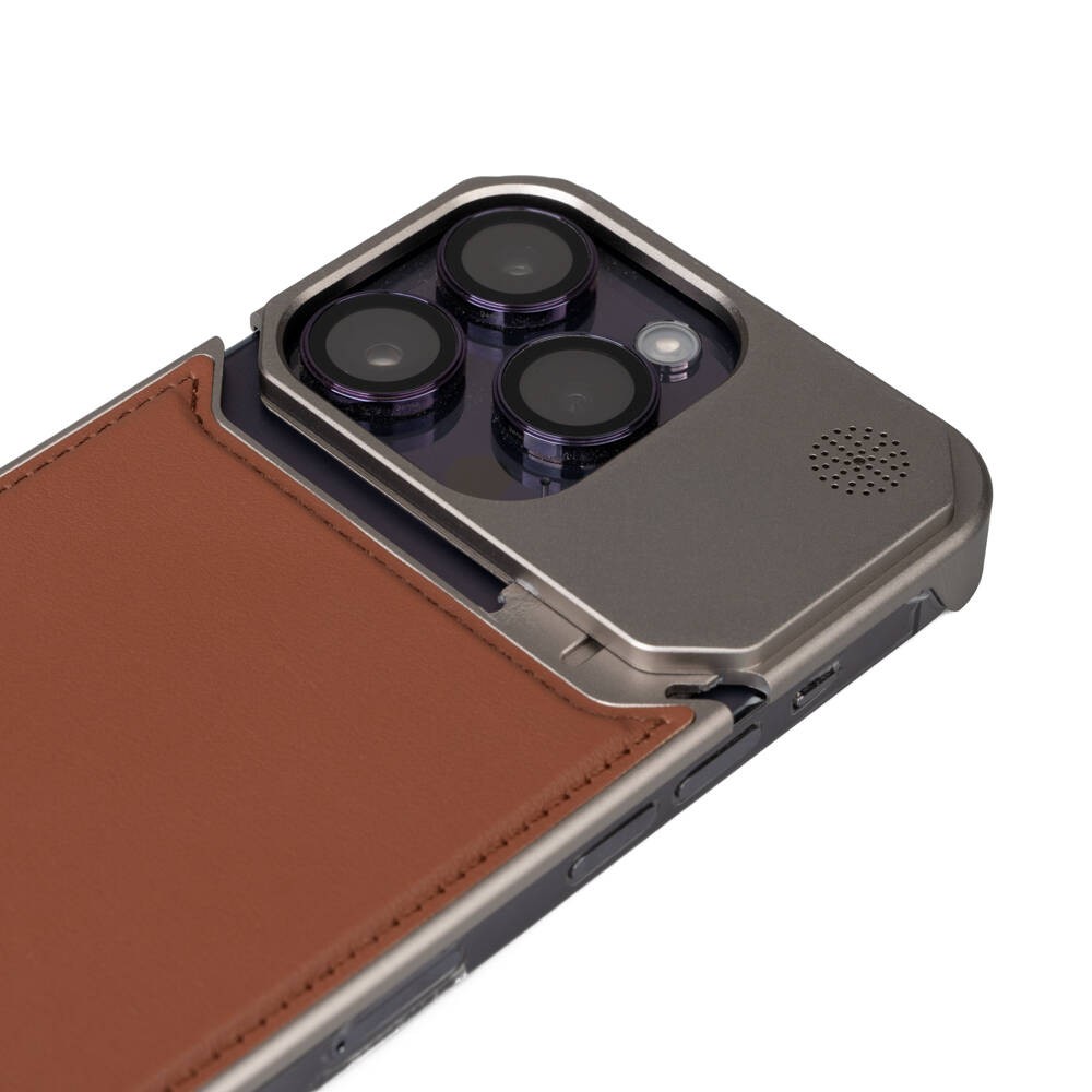 iPhone 14 Pro Max Uyumlu Magsafe Şarj Özellikli Mekanizmalı Koku Hazneli Zore Mostar Kapak