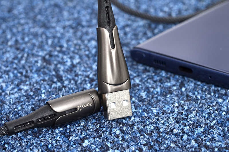 Zore Lightning Focus USB Cable