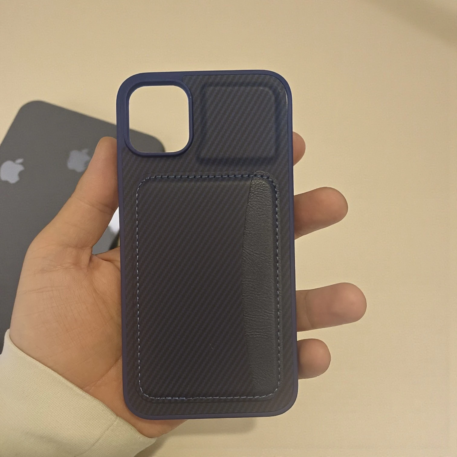 iPhone 15 Pro Max Uyumlu Rona MagCarbon Fiber Doku Manyetik Kılıf + Kartlık Cüzdan