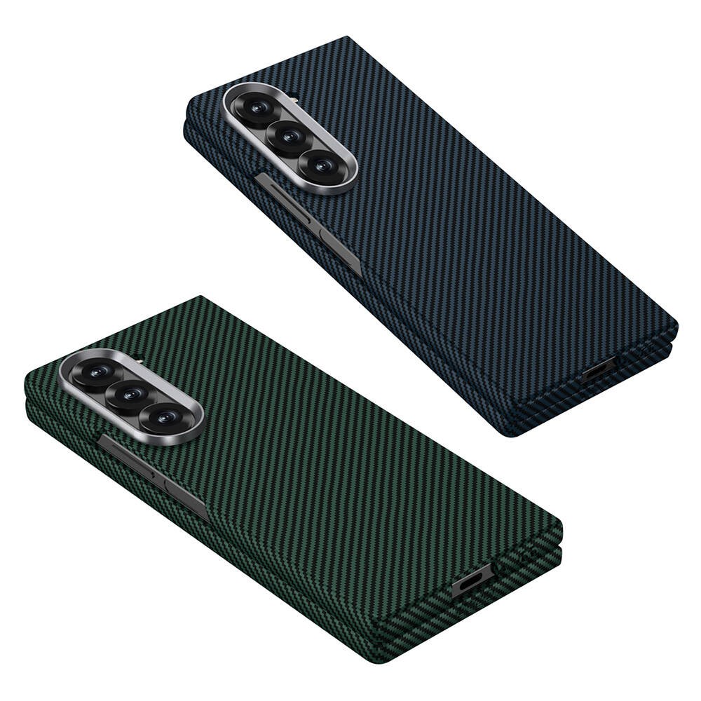 Galaxy Z Fold 6 Kamera Korumalı Karbon Fiber Tasarımlı Arka Yüzey Zore Kıpta Karbon