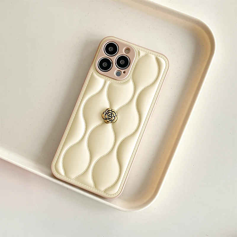 iPhone 14 Pro Max Uyumlu Zebana Camellia Kılıf