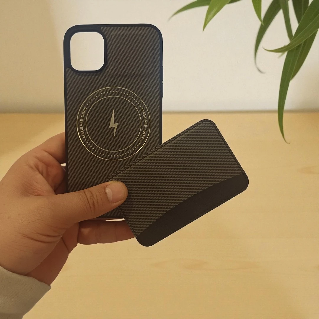 iPhone 11 Uyumlu Rona MagCarbon Fiber Doku Manyetik Kılıf + Kartlık Cüzdan