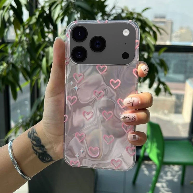 iPhone 17 Pro Uyumlu Zebana Pembe Kalp Desenli Silikon Kılıf