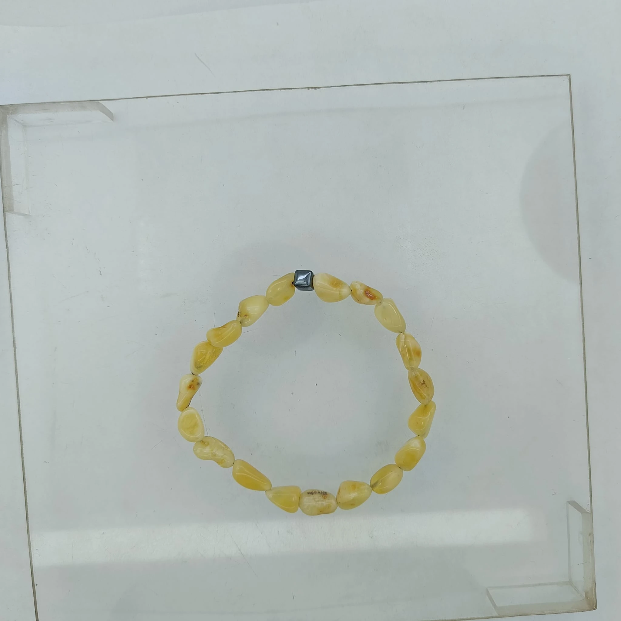 Doğal Damla Kehribar ve Hematit Taşı Bileklik