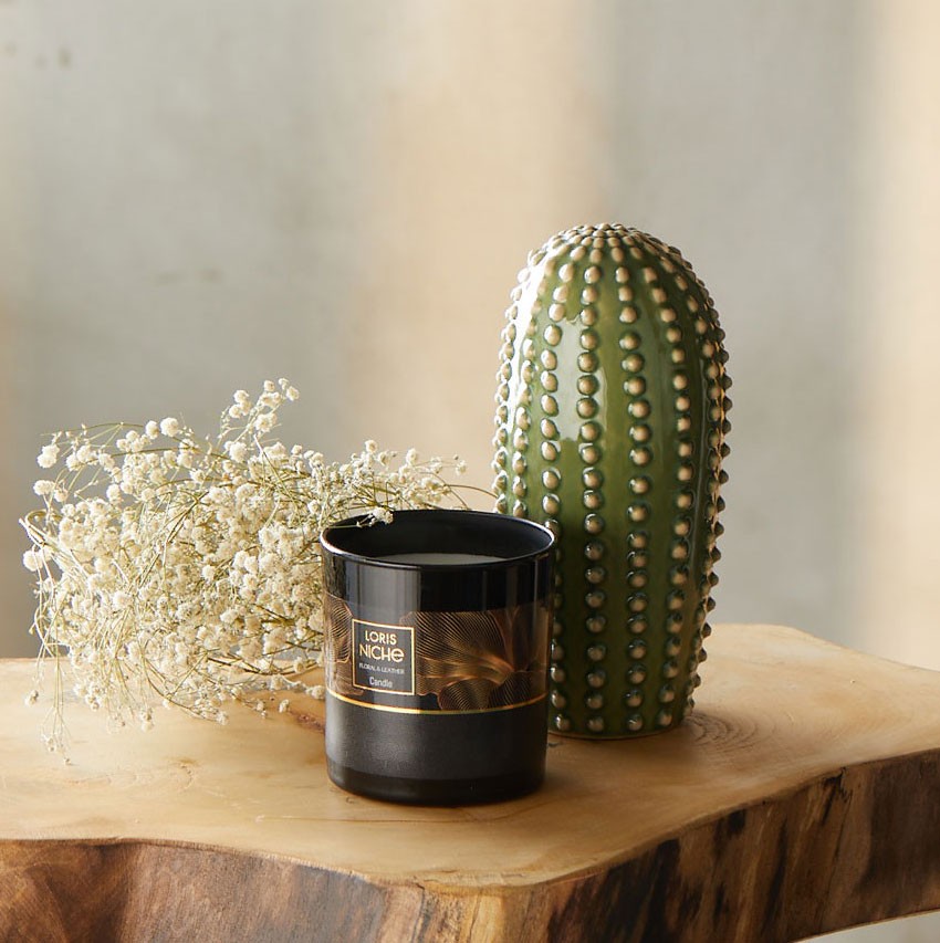 Loris Floral Leather Niche Candle