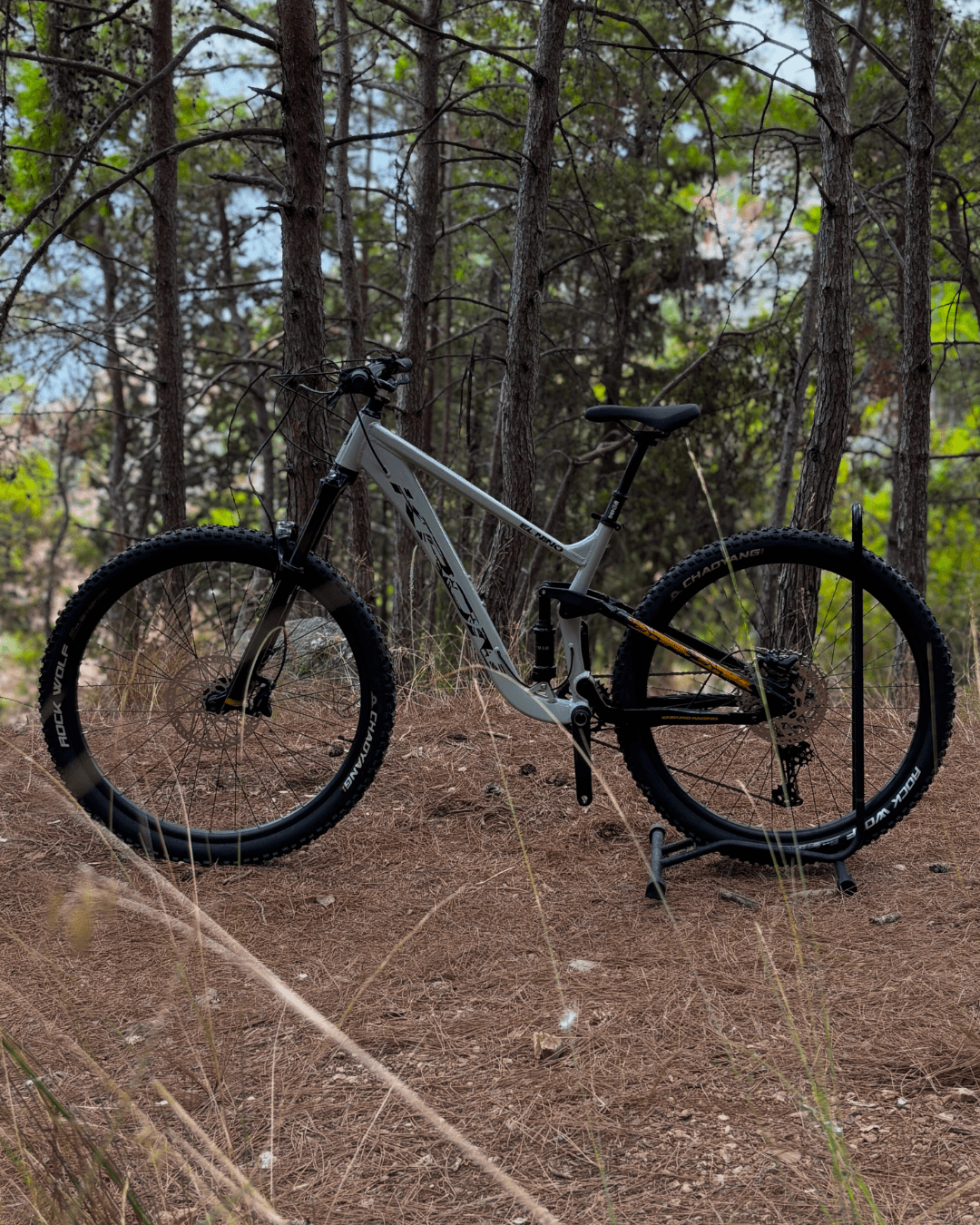 KRON EL NİNO ENDURO DAĞ BİSİKLET BEJ/SİYAH/SARI