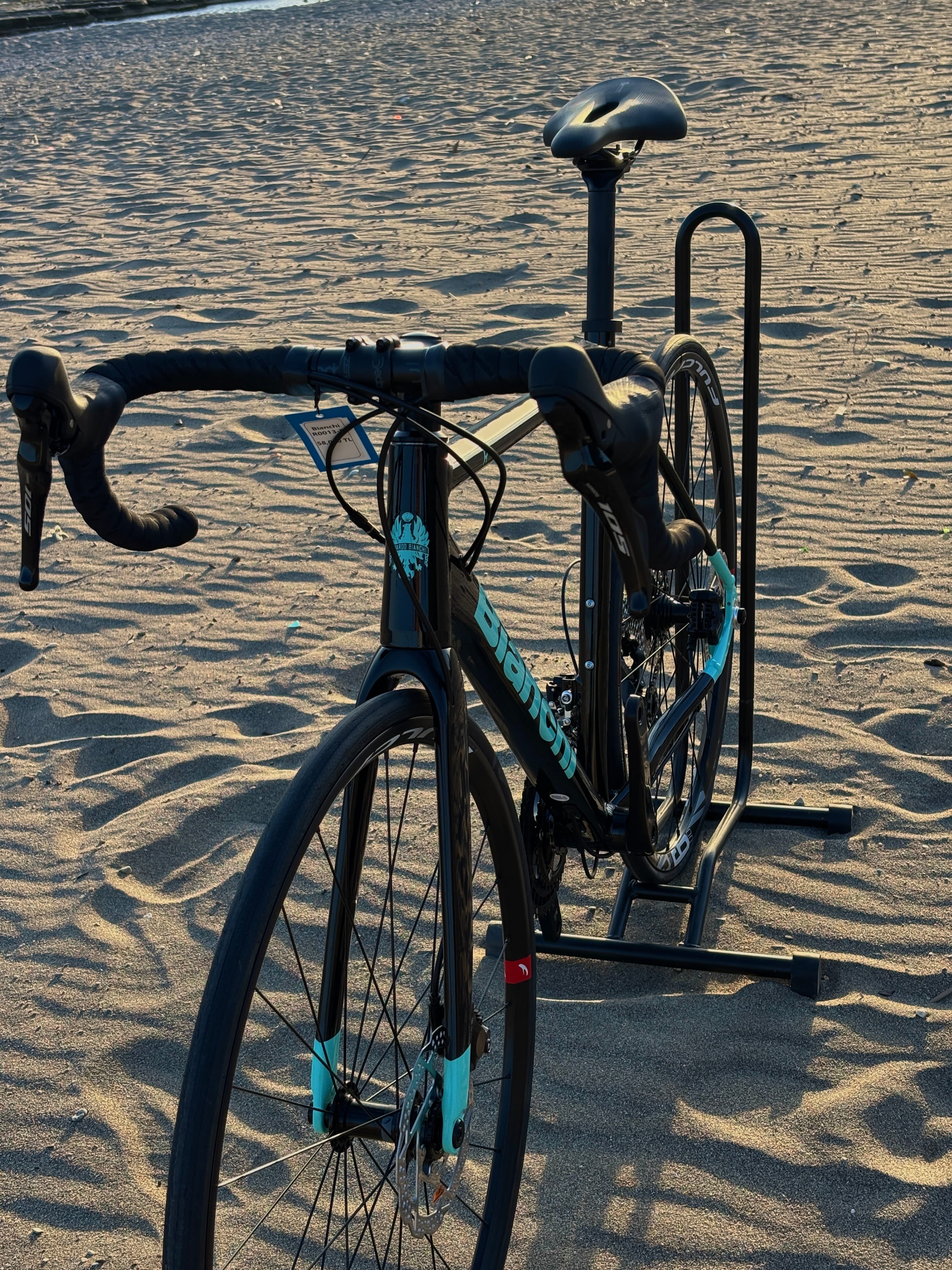 Bianchi R0013-D Yol Bisikleti 53cm R700 2x11 105 Disk Fren