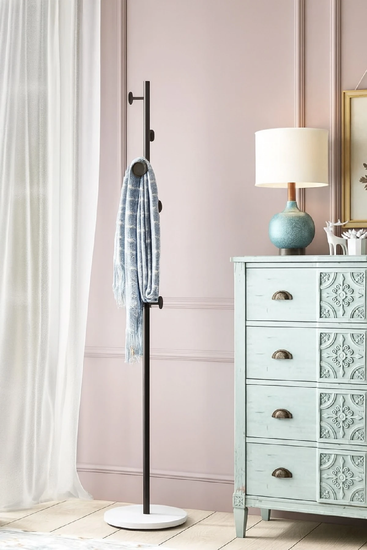 Metal Ayaklı Askılık Elbise Askısı Portmanto