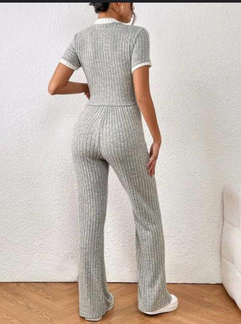 FRENCHY CONTRAST TRIM CROP TEE