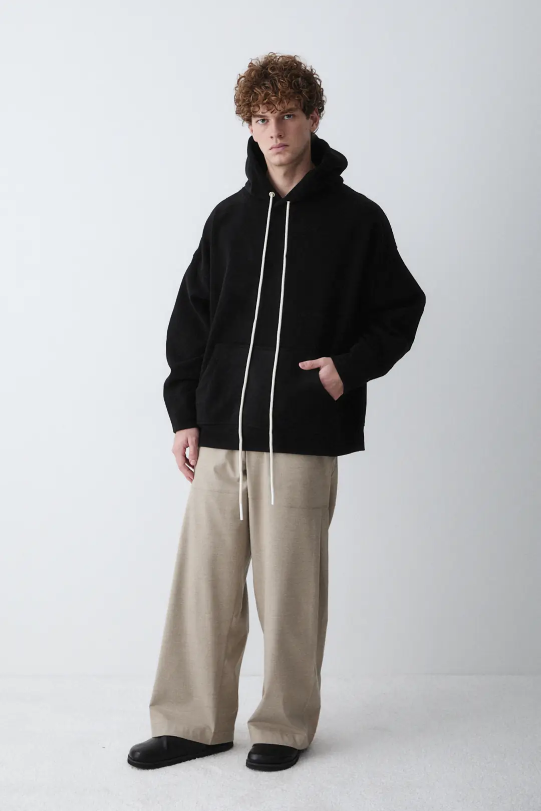 KAPÜŞONLU OVERSIZE KAŞE SWEATSHIRT