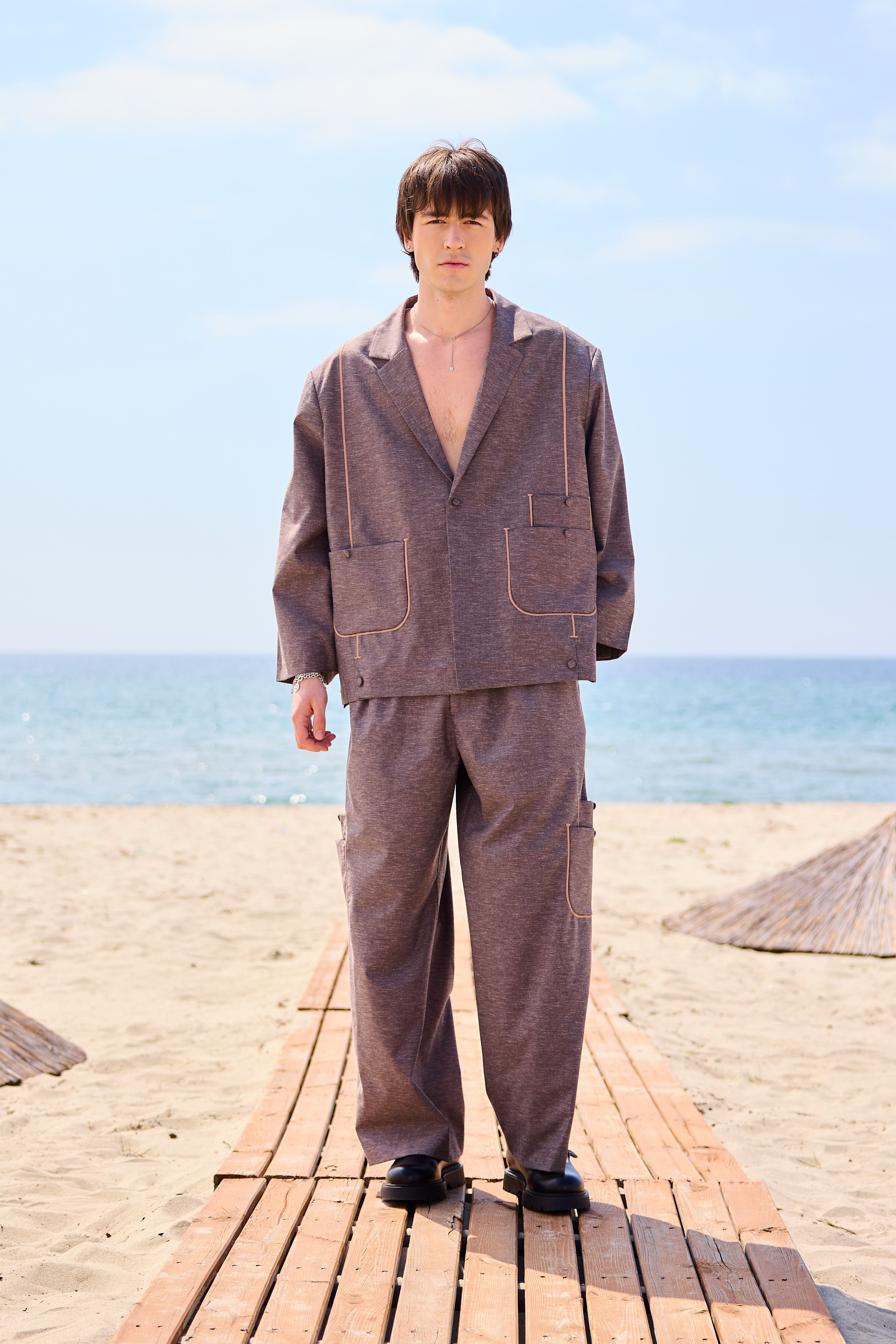Lofibuy | Özel Nakışlı Oversize Unisex Takım 01 – SS25