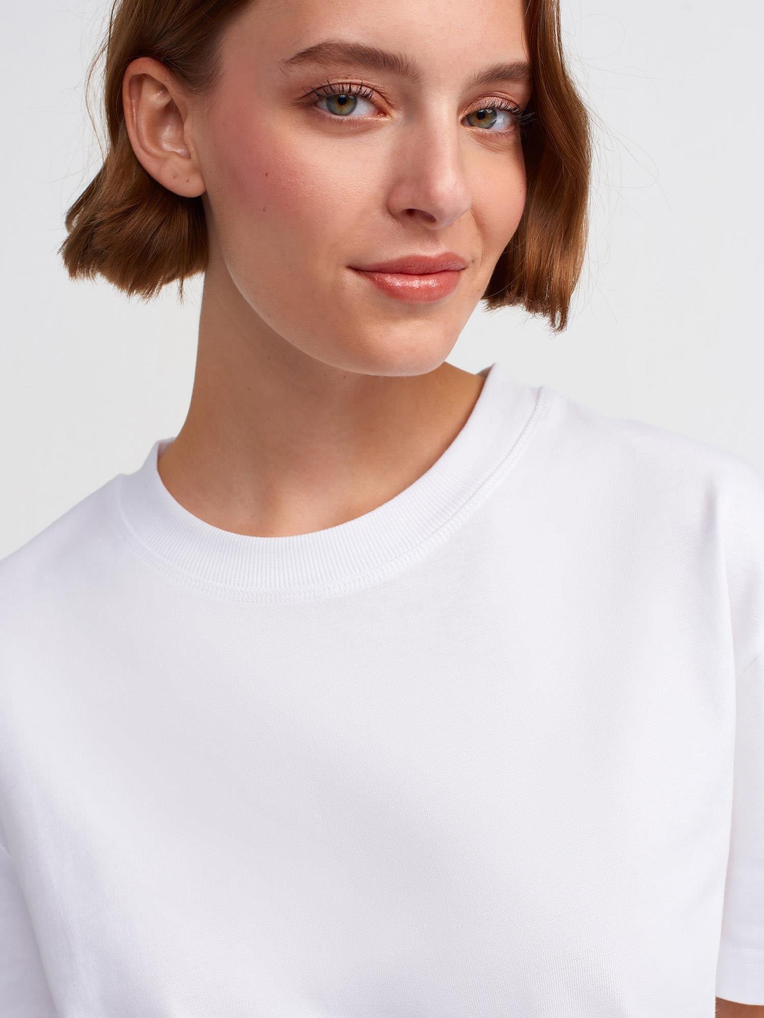 30312 Dekoratif Dikişli Bisiklet Yaka T-shirt
