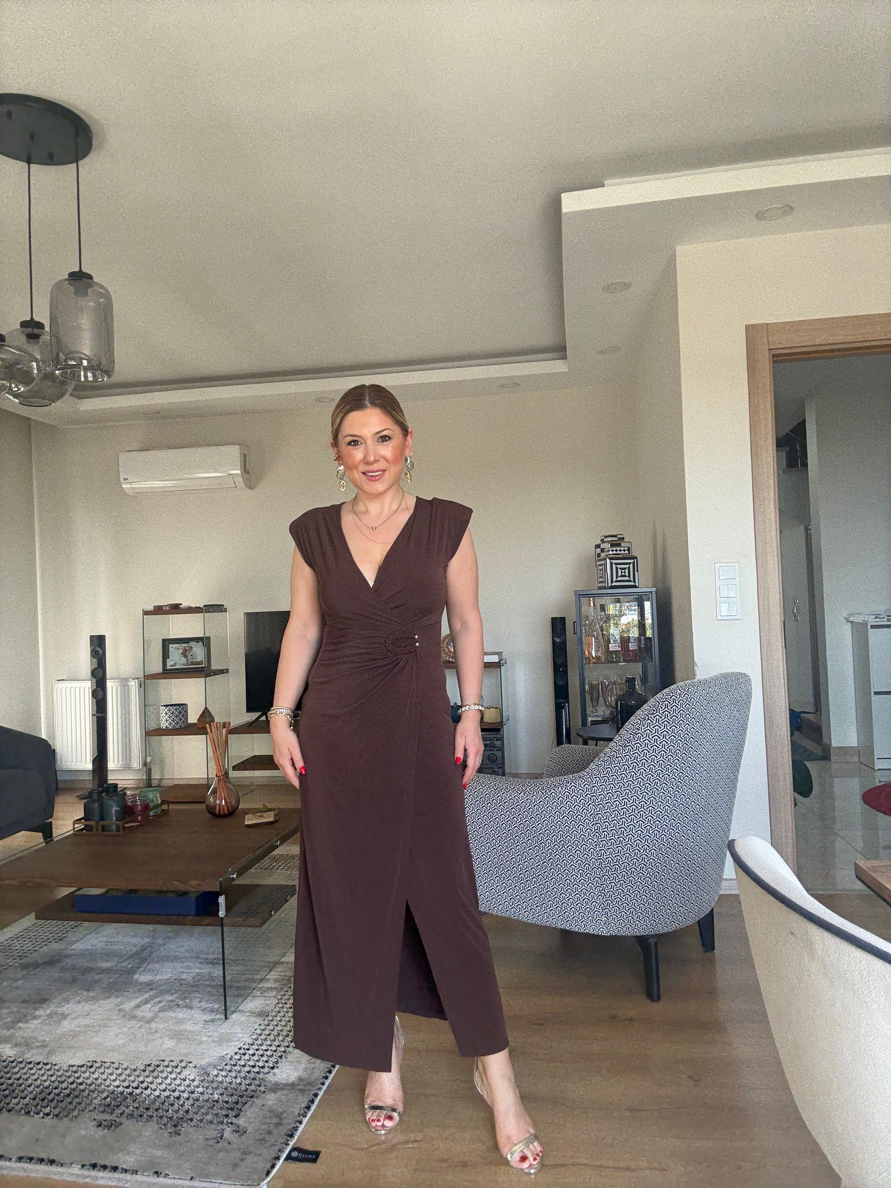 251622 V Yaka Toka Detaylı Elbise