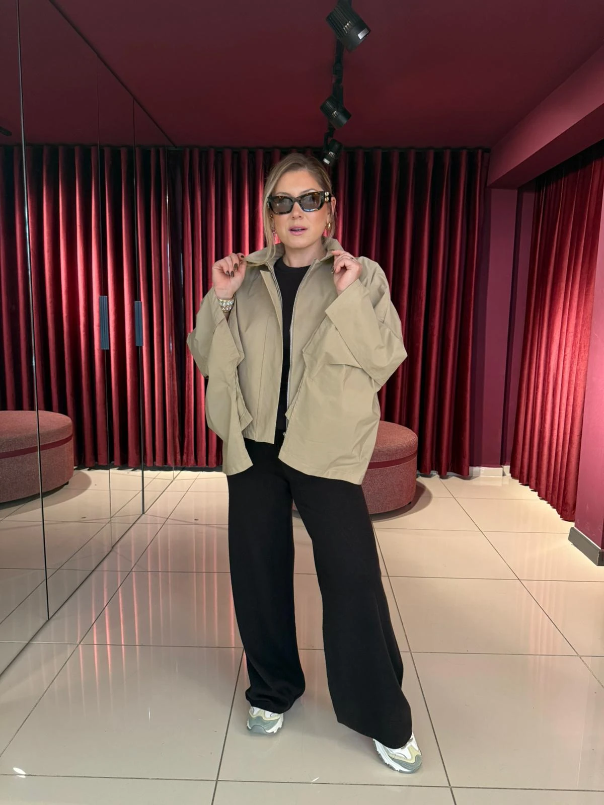 Oversize Kısa Trenç