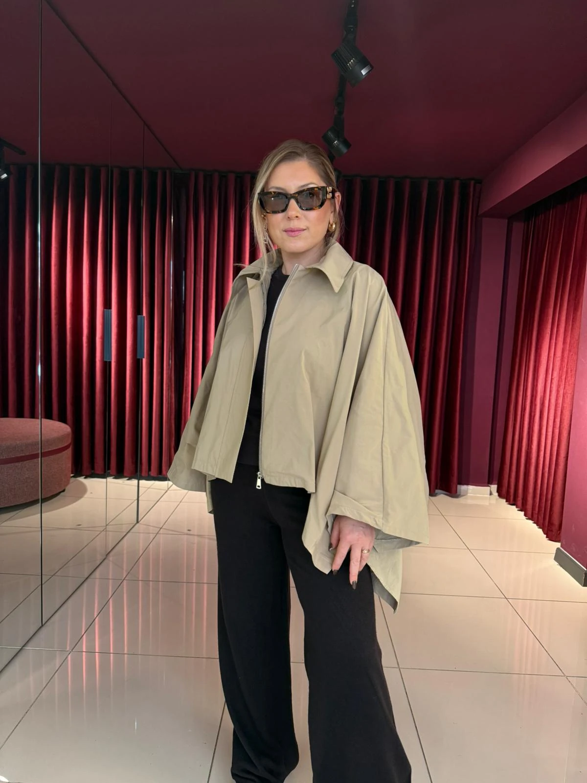 Oversize Kısa Trenç