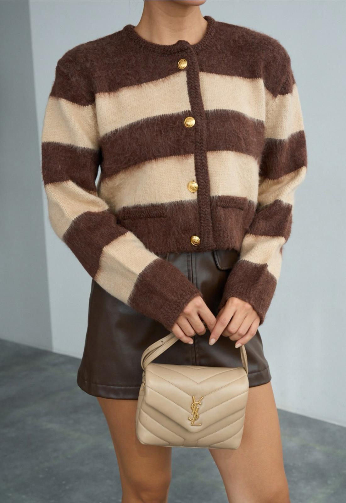 Gold Düğme Detay Hırka 