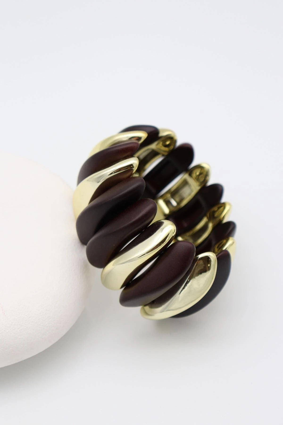 ÇELİK LASTİK BİLEKLİK ACI KAHVE  K12033